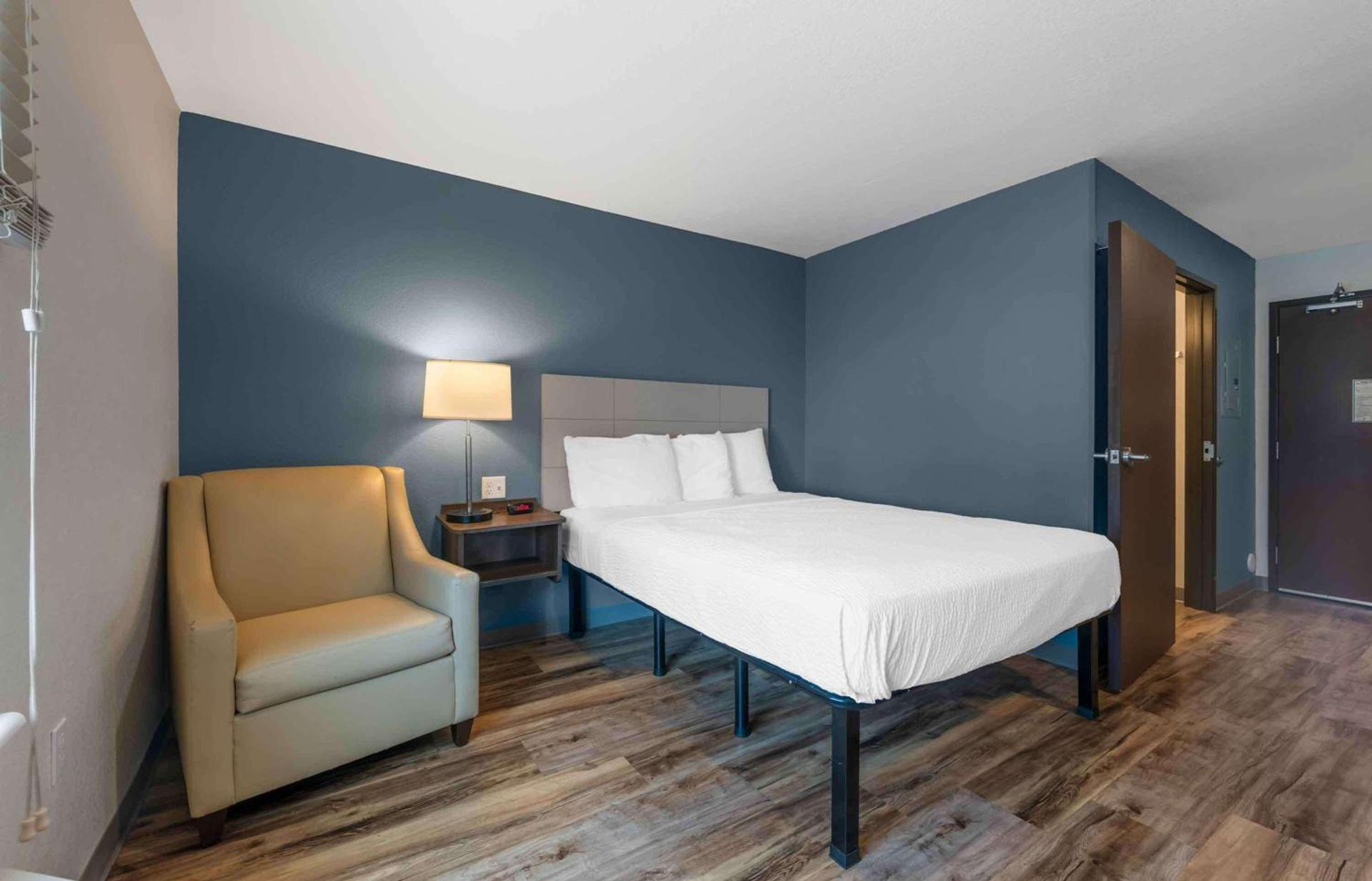 Extended Stay America Select Suites - Melbourne - West Melbourne photo 7
