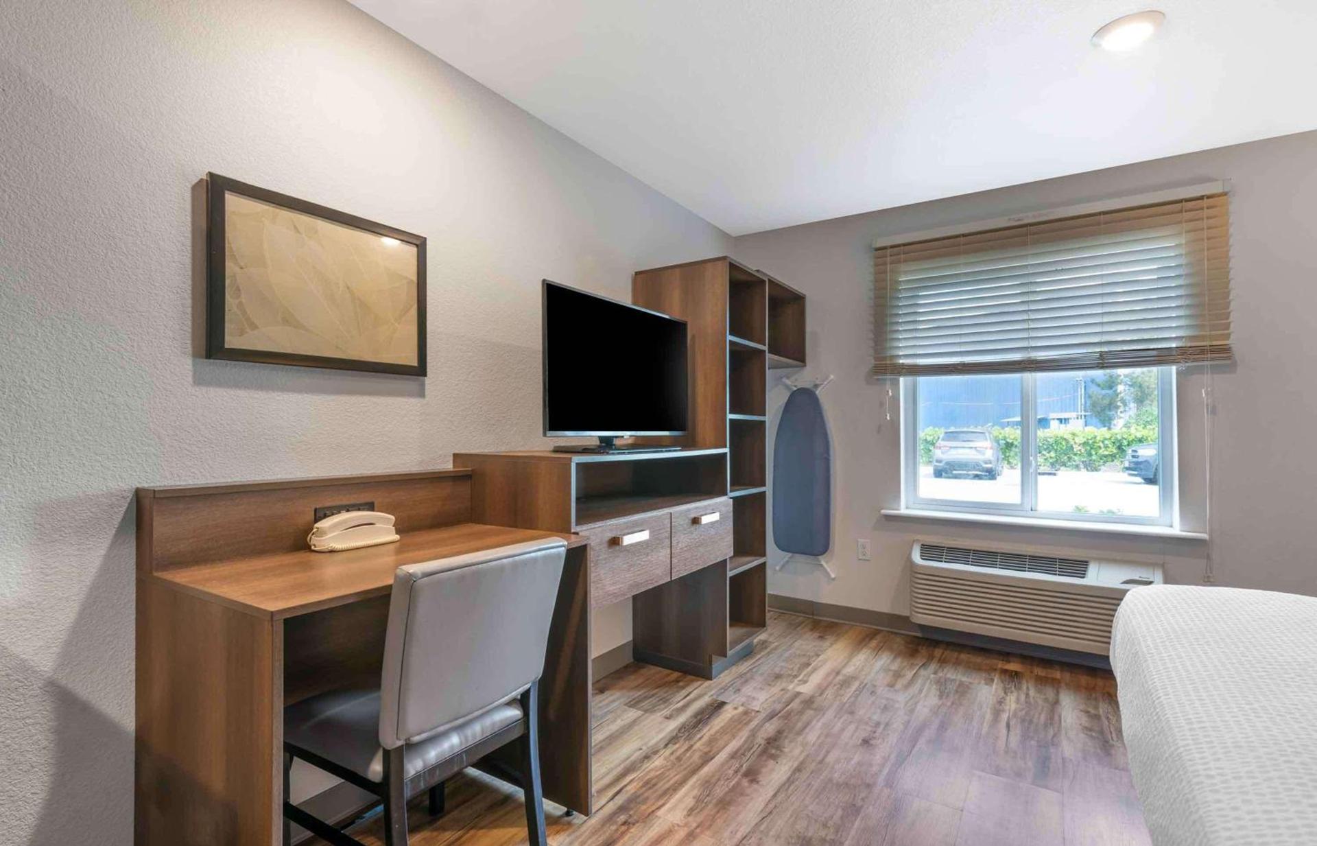 Extended Stay America Select Suites - Melbourne - West Melbourne photo 8