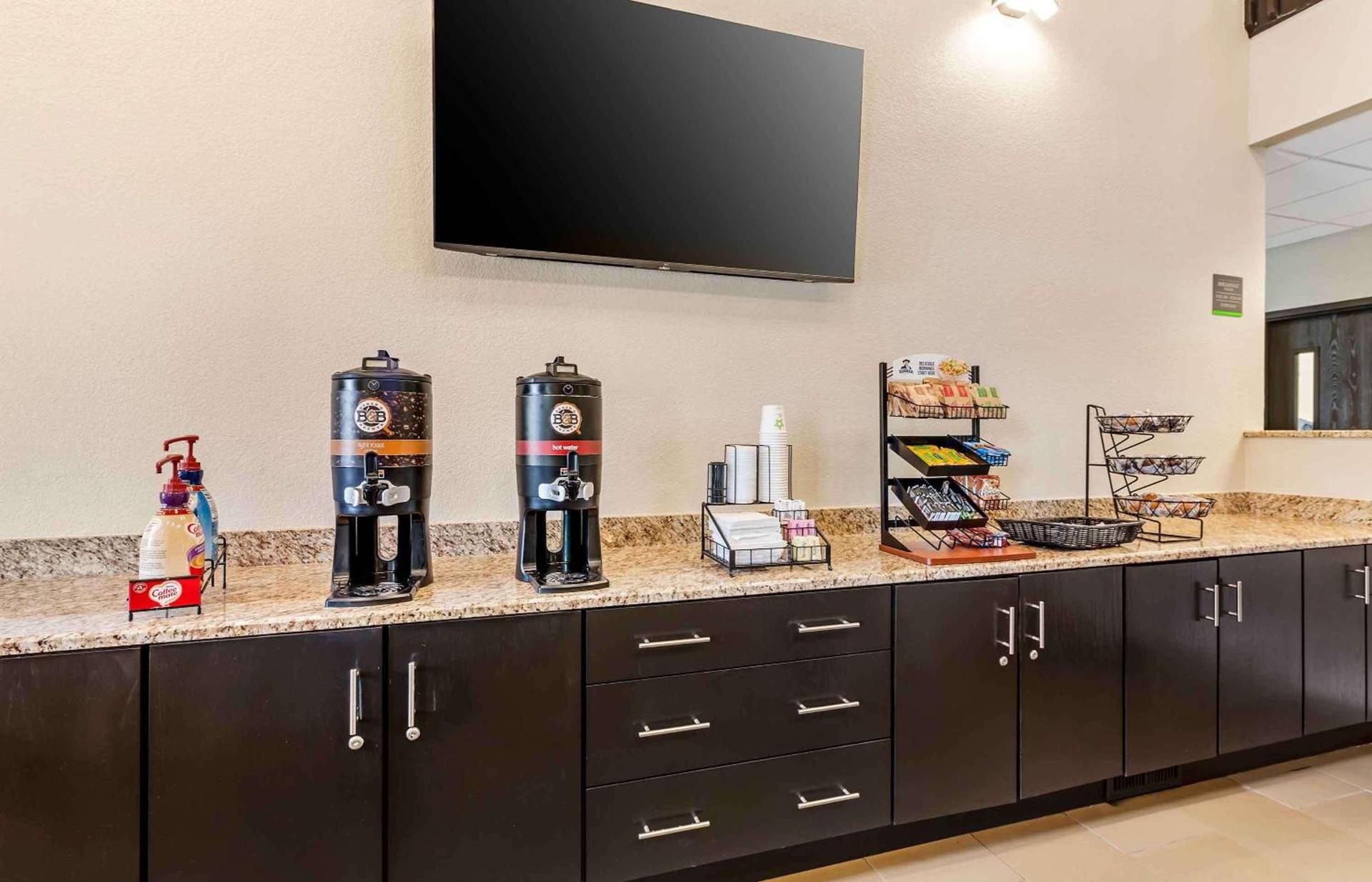 Extended Stay America Suites - Buffalo - Airport photo 7