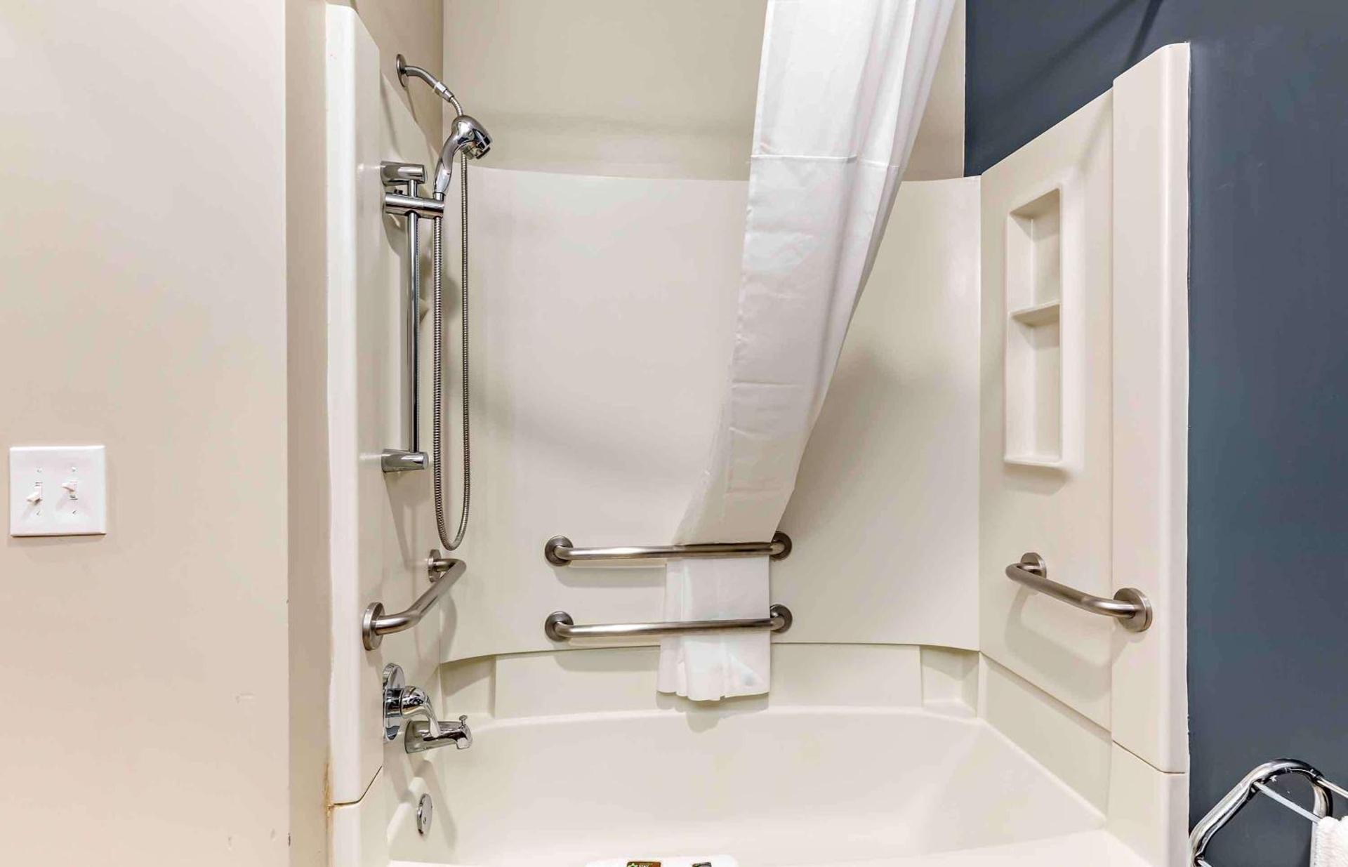 Extended Stay America Suites - Buffalo - Airport photo 14