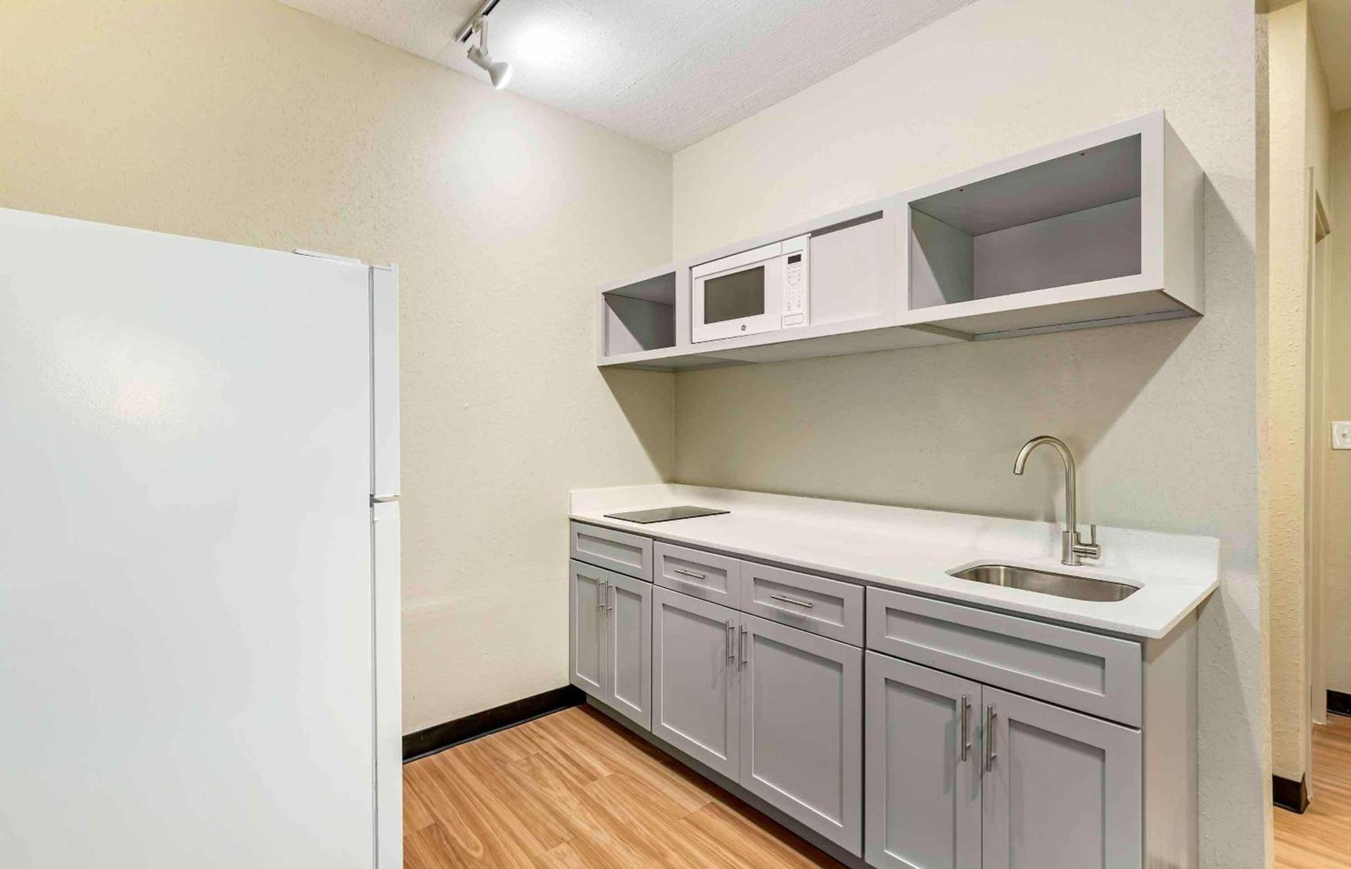 Extended Stay America Suites - Buffalo - Airport photo 24