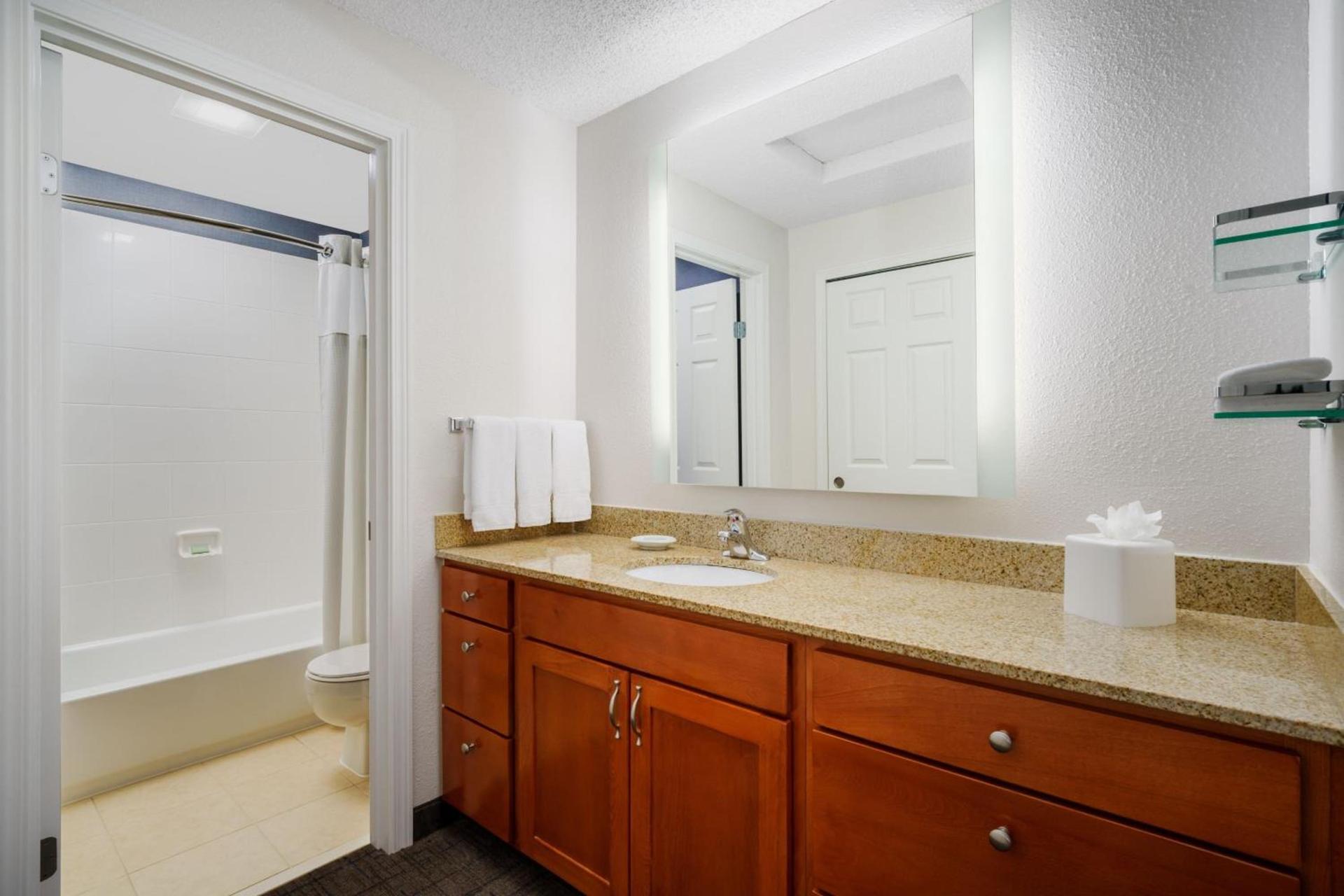 Residence Inn by Marriott Seattle Northeast Bothell photo 53
