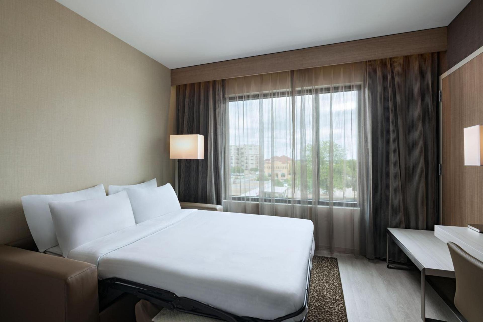 AC Hotel by Marriott Waco Downtown photo 50