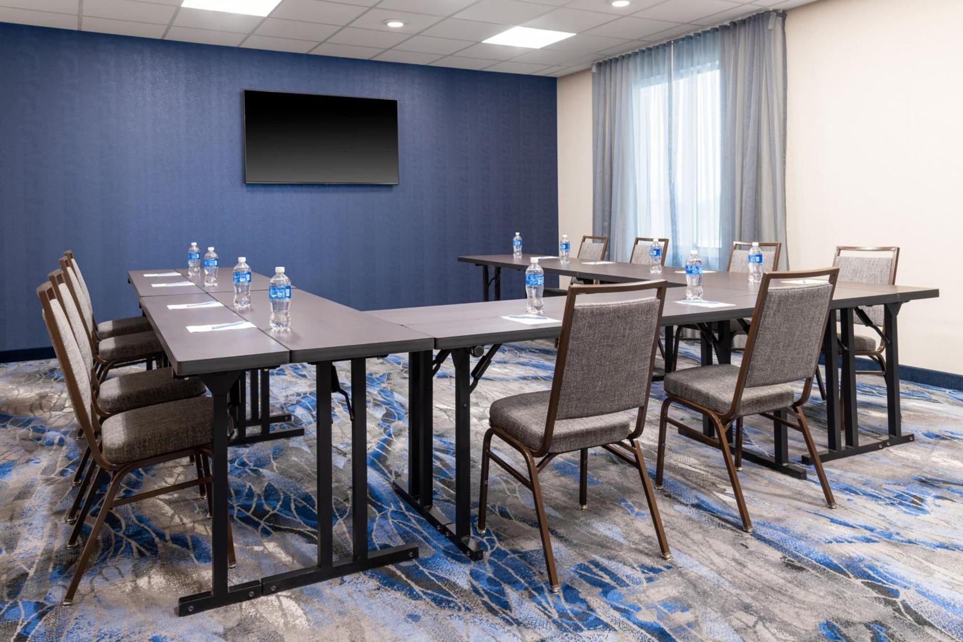 Fairfield by Marriott Inn & Suites Sioux Center photo 27