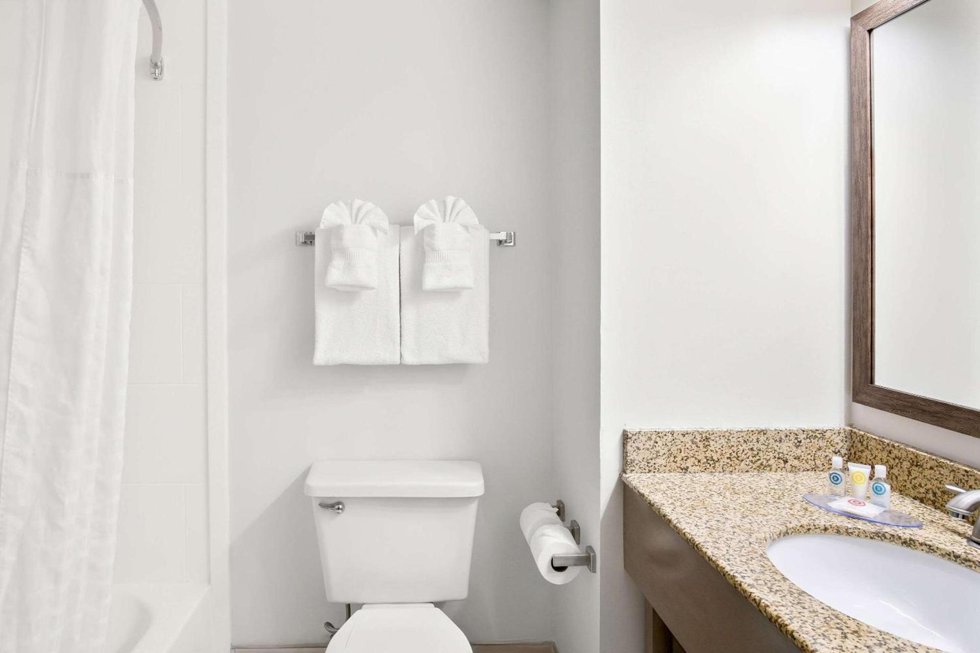 Comfort Inn Gold Coast photo 23