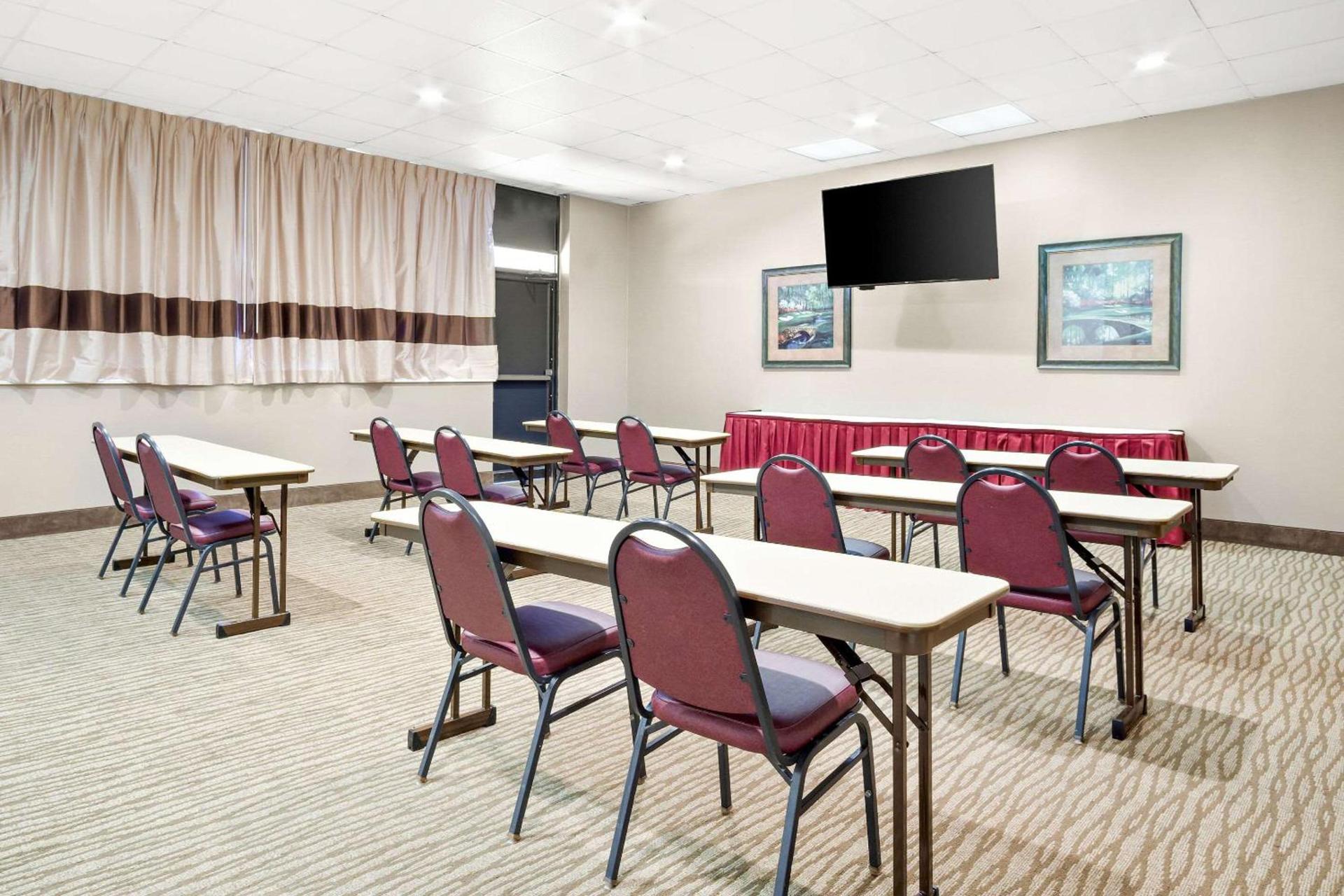 Comfort Inn Gold Coast photo 44