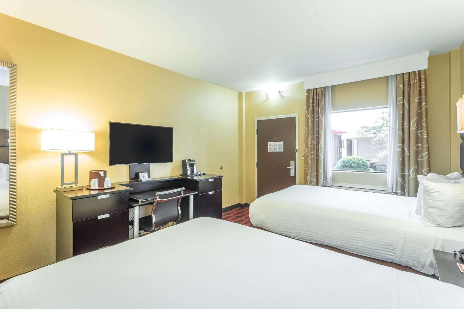 Inn at the Peachtrees, an Ascend Collection Hotel photo 8