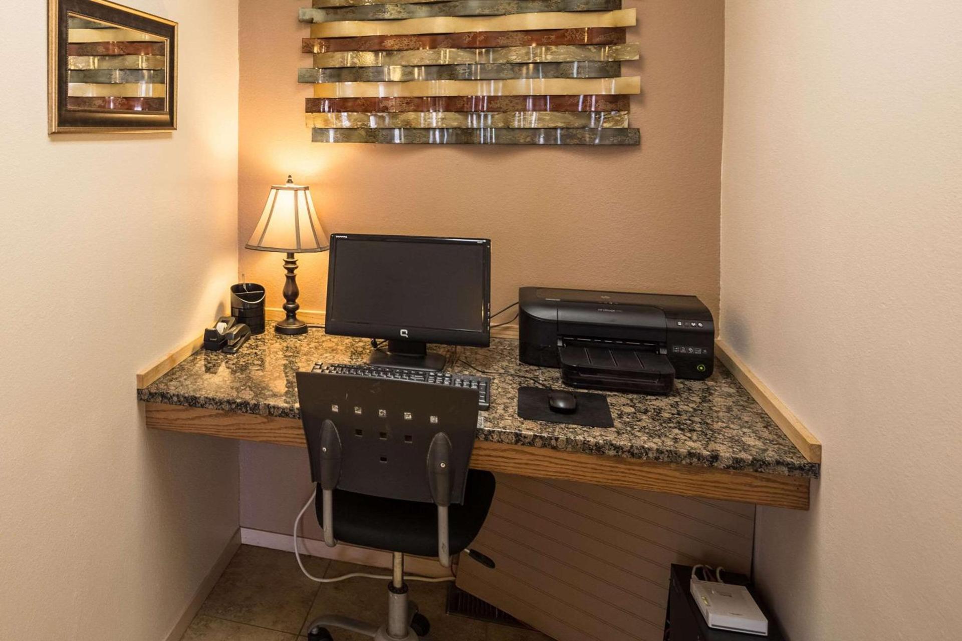 Quality Inn & Suites Coeur d'Alene photo 49