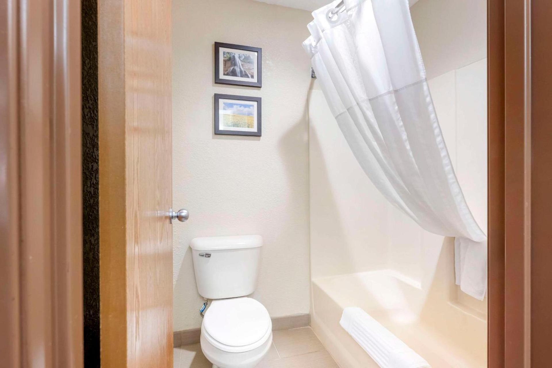 Comfort Inn Lexington photo 11