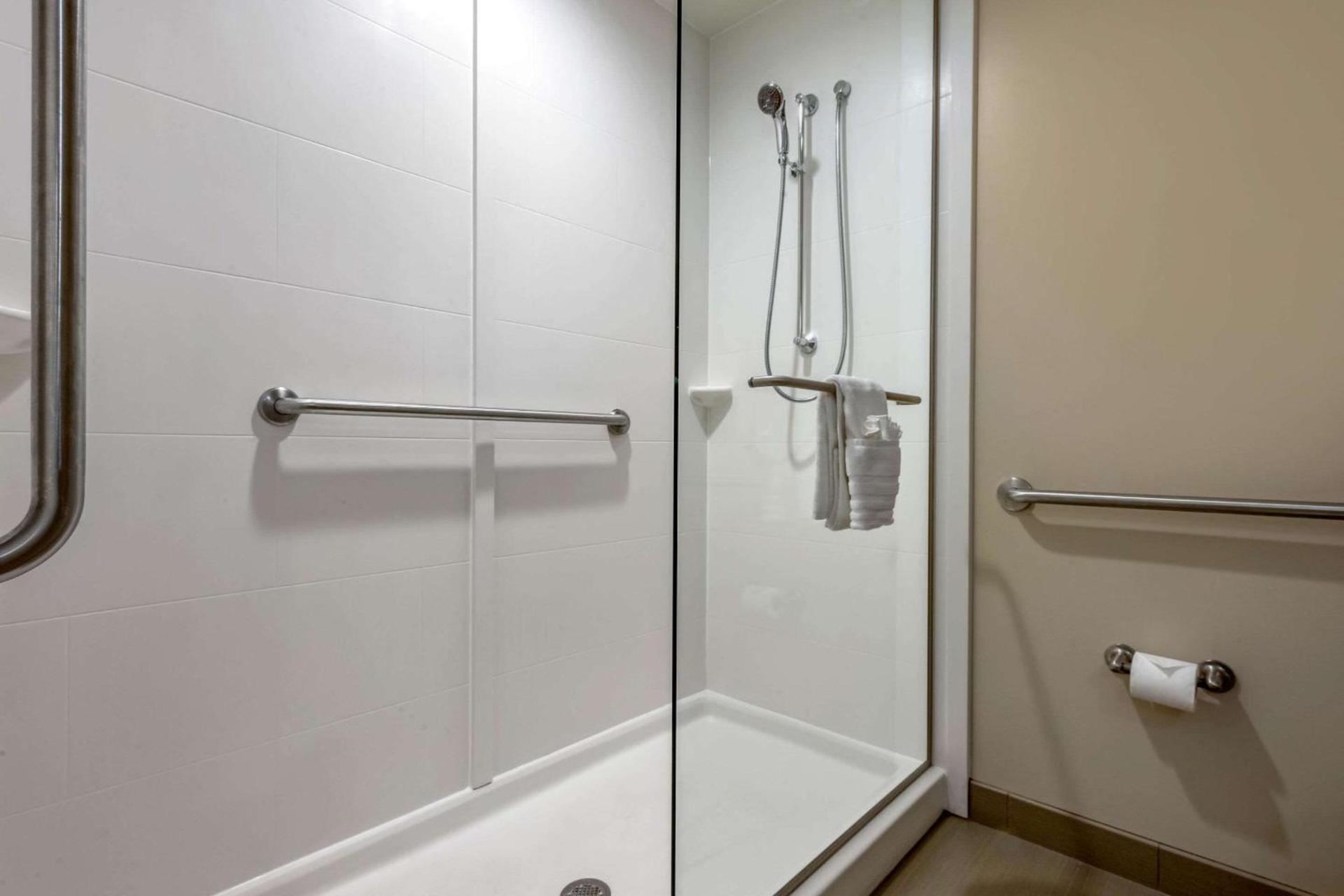 Comfort Suites Hotel and Conference Center photo 9