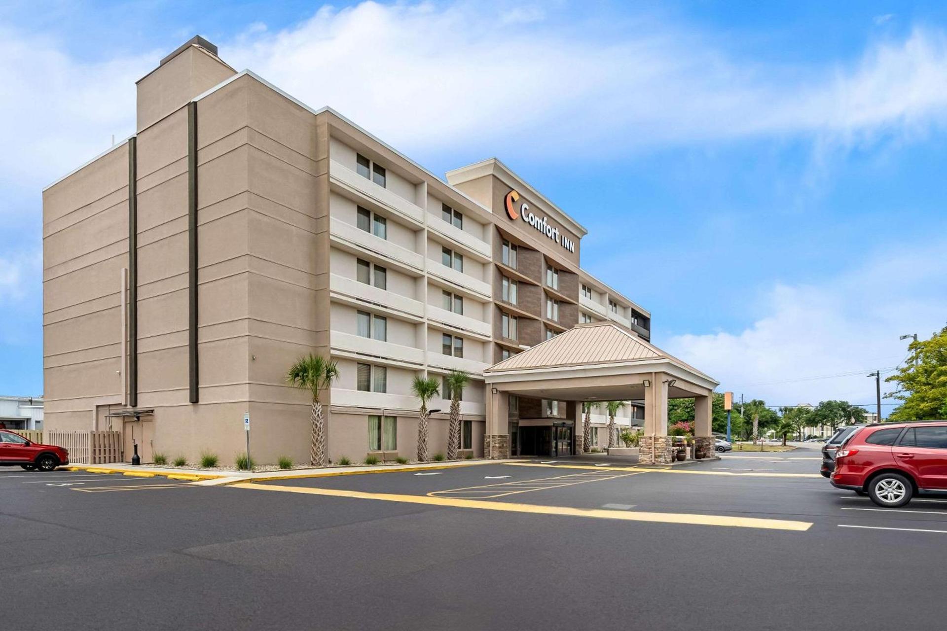 Comfort Inn University — hotel in Wilmington