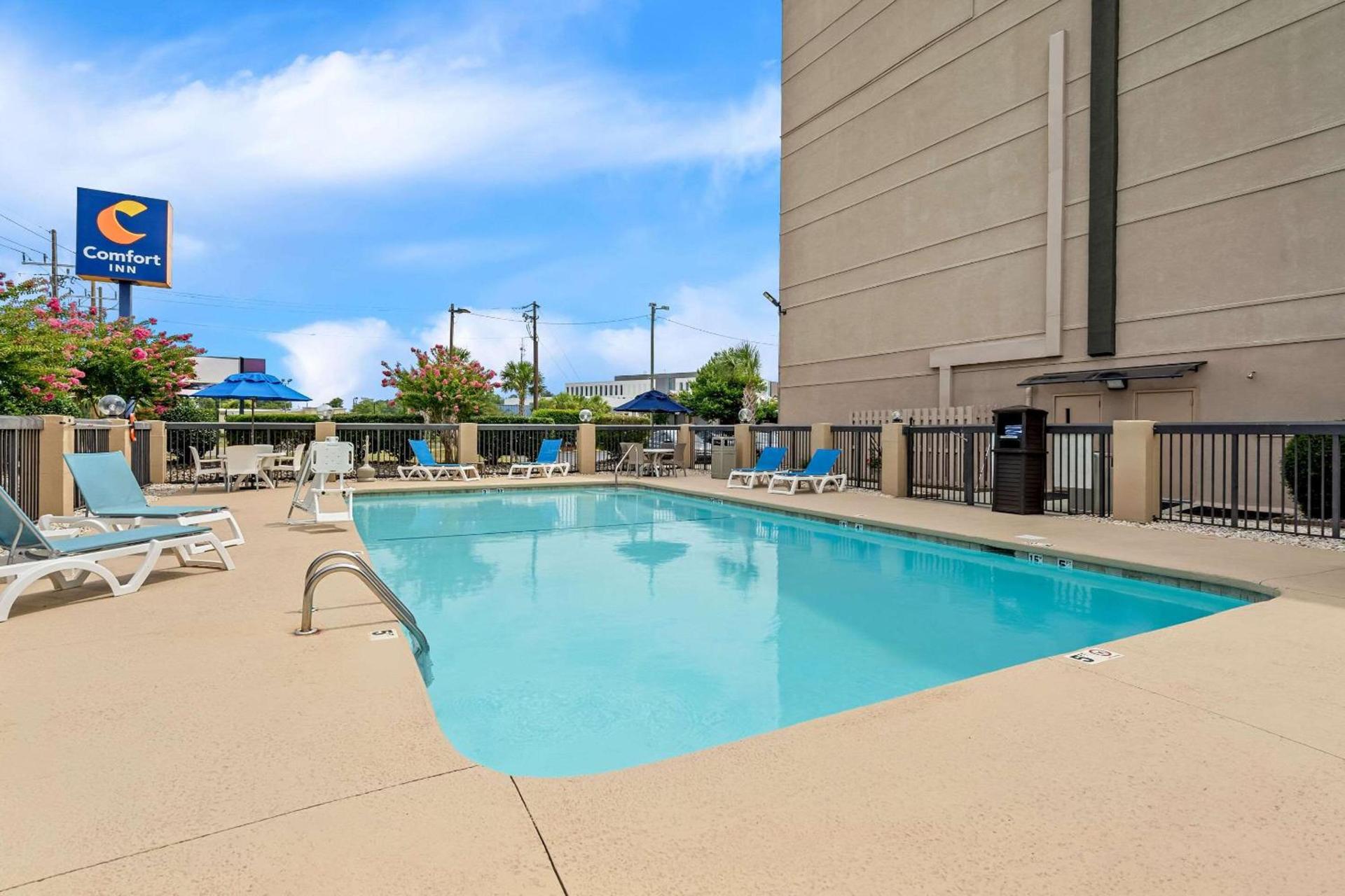 Comfort Inn University photo 28
