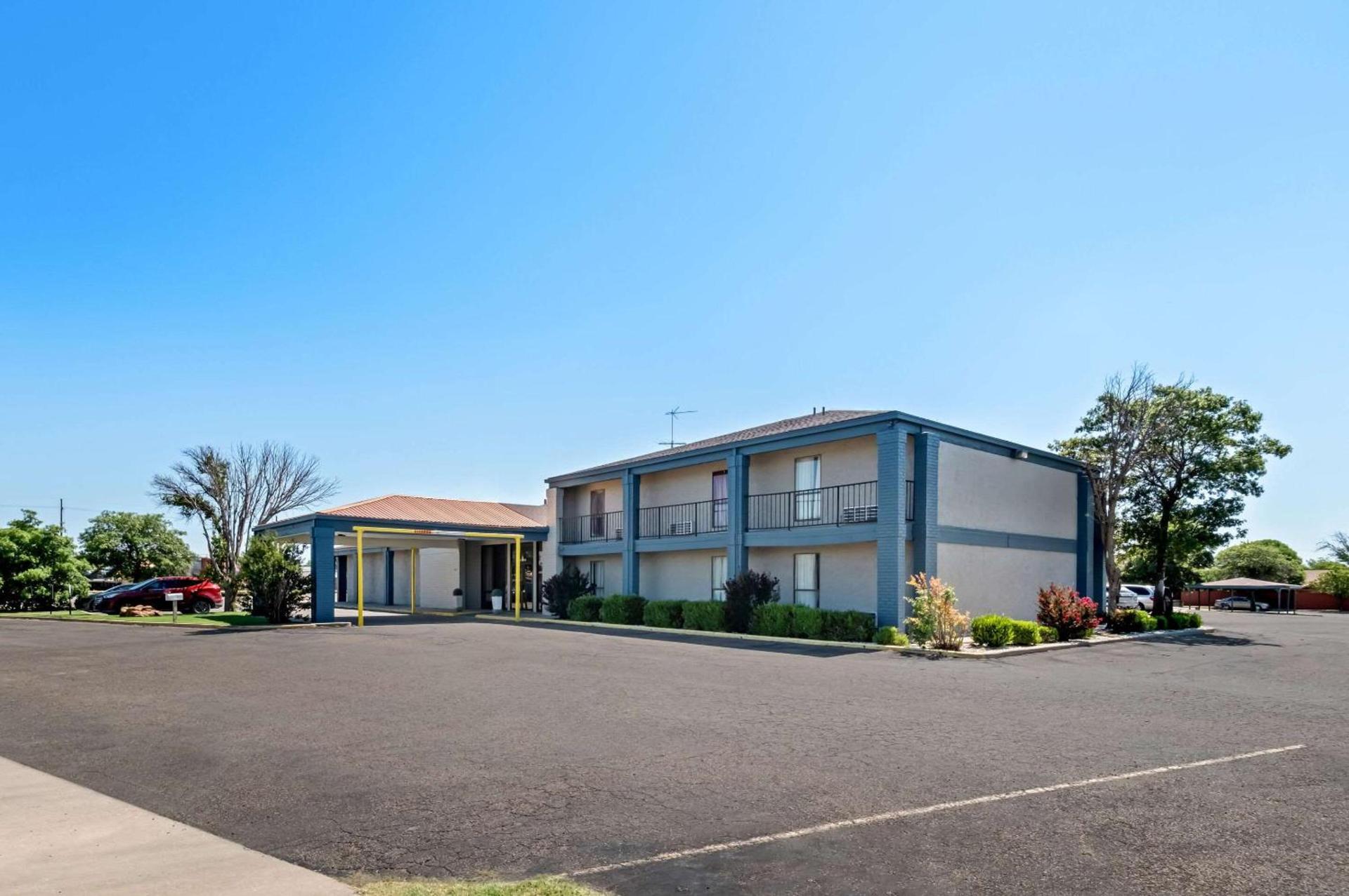 Quality Inn Plainview — hotel in Plainview