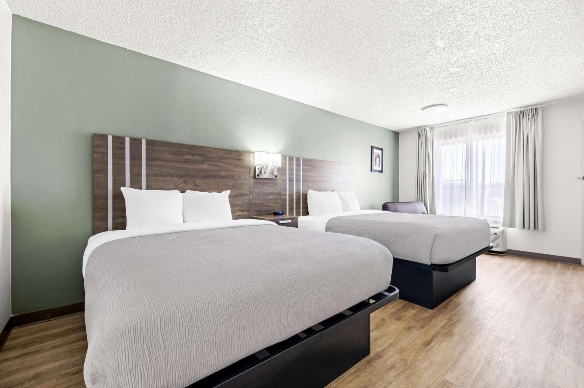 Quality Inn Plainview photo 21