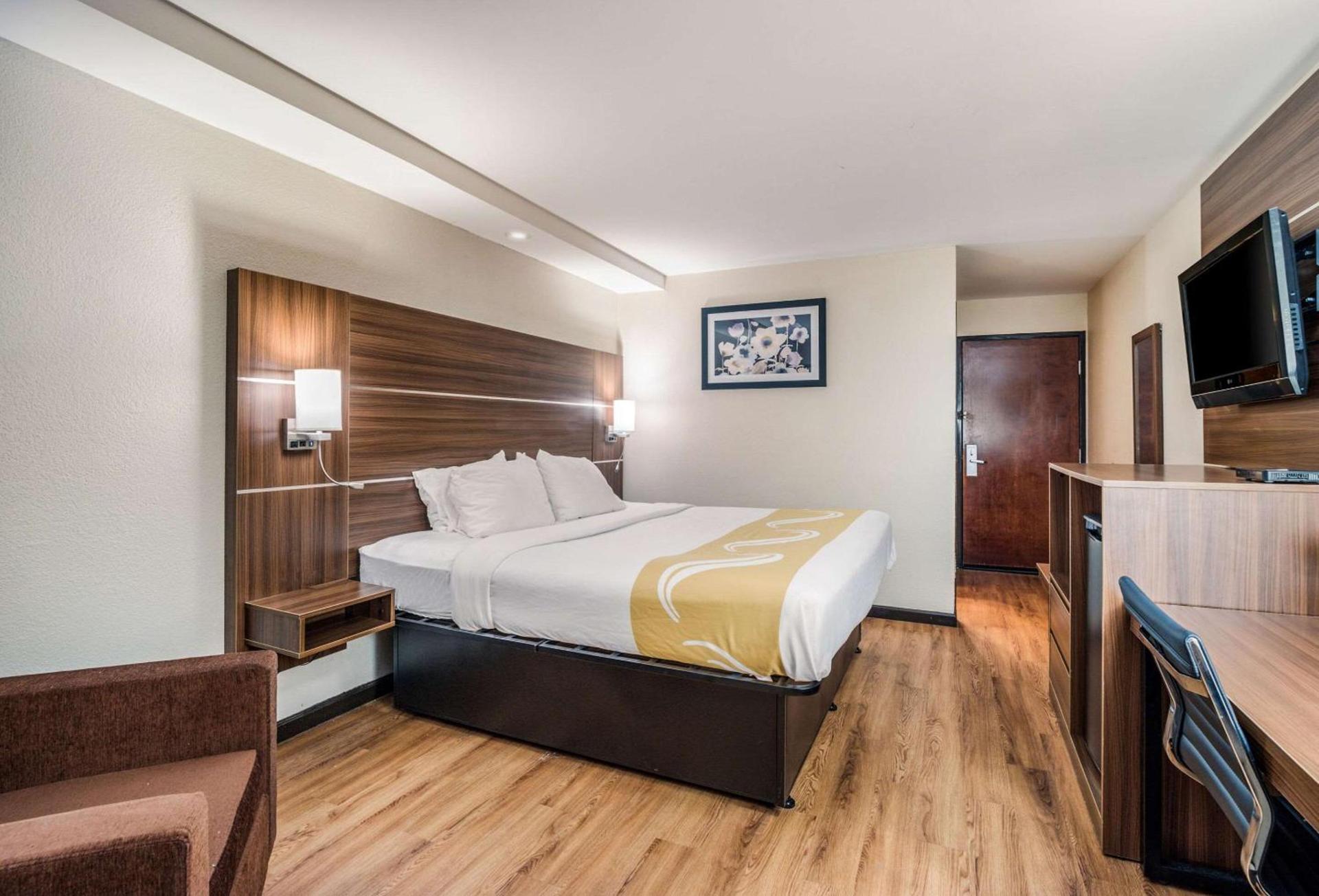 Quality Inn & Suites Augusta Fort Gordon Area photo 10