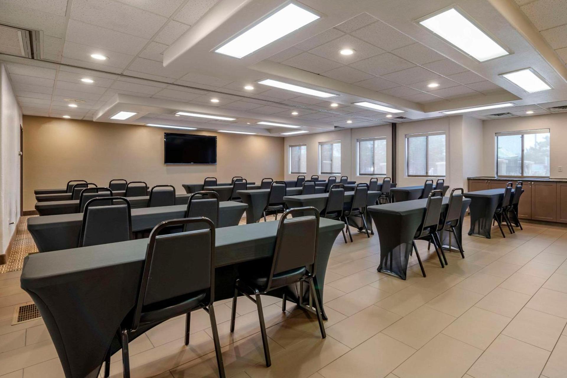 Comfort Suites Highlands Ranch Denver Tech Center Area photo 23