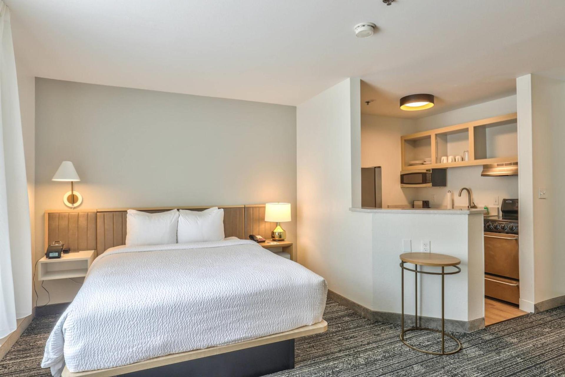 MainStay Suites photo 6