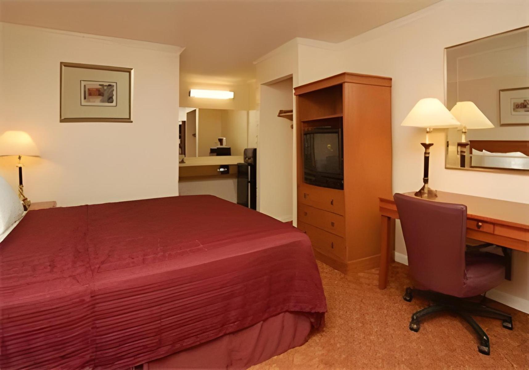 Quality Inn & Suites Gilroy photo 22