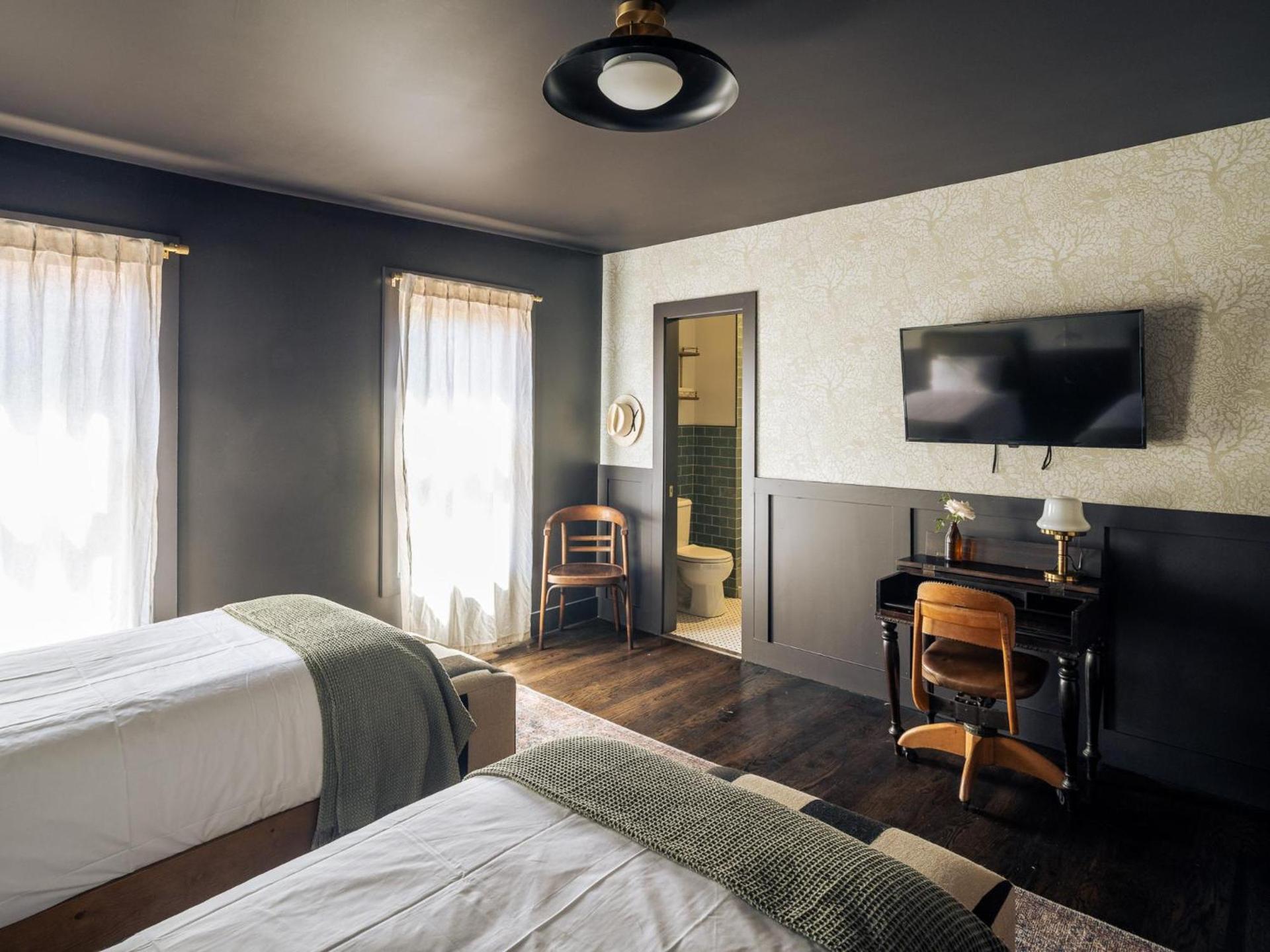 The Madison Hotel photo 45