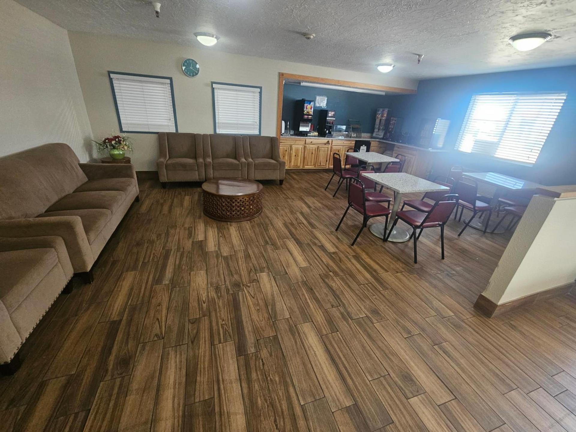 Quality Inn Beaver I-15 photo 3