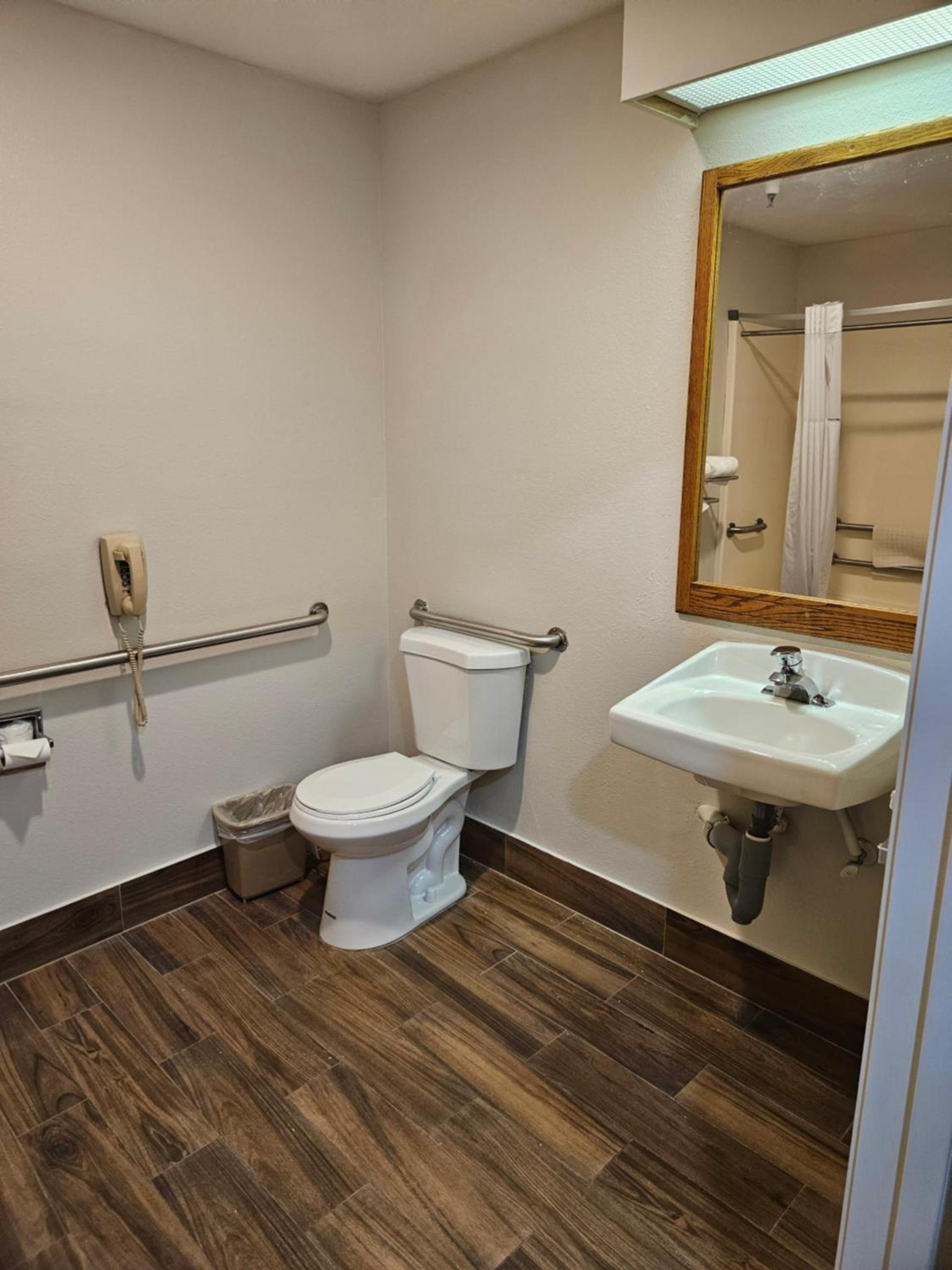 Quality Inn Beaver I-15 photo 24