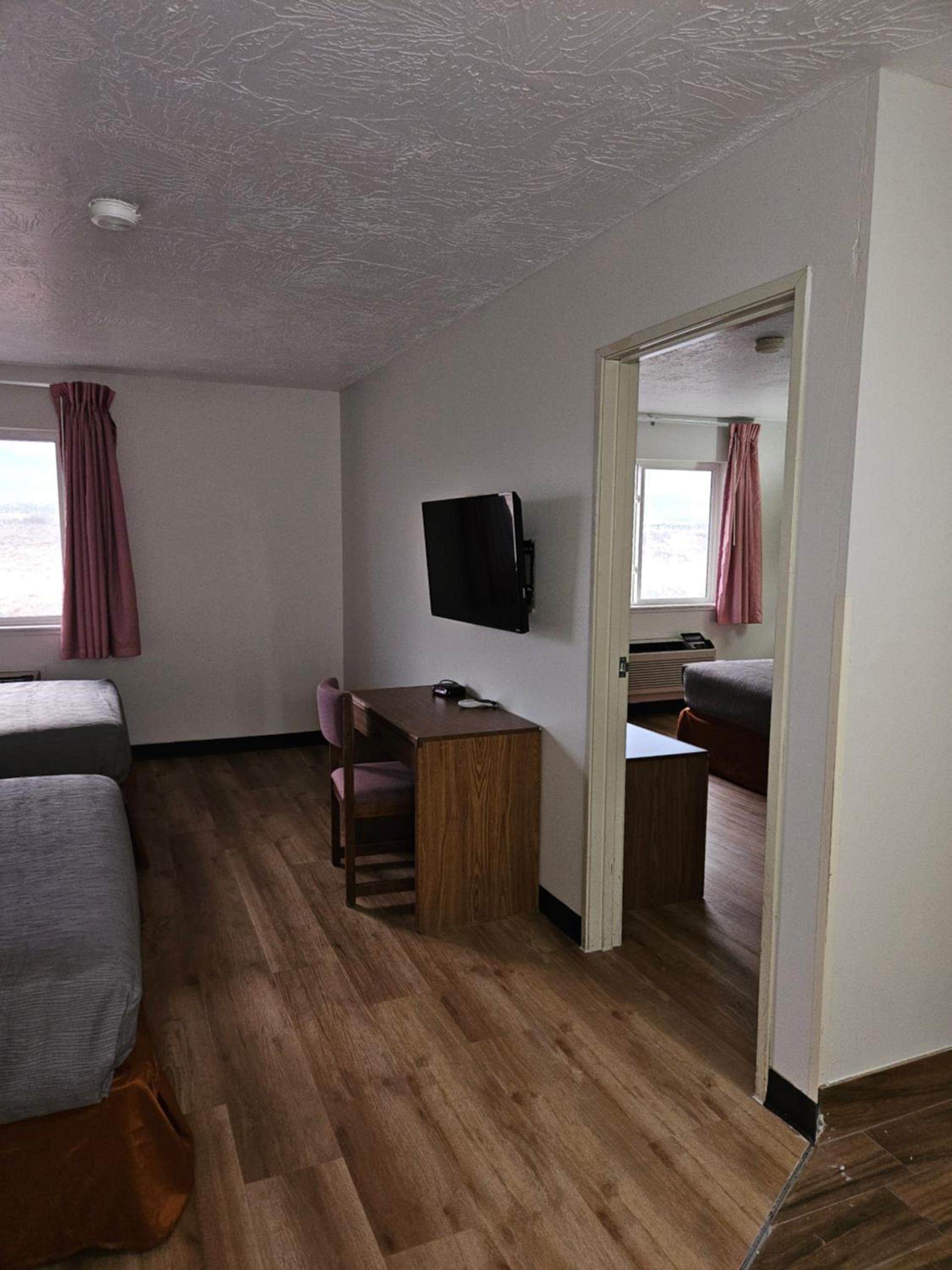 Quality Inn Beaver I-15 photo 33