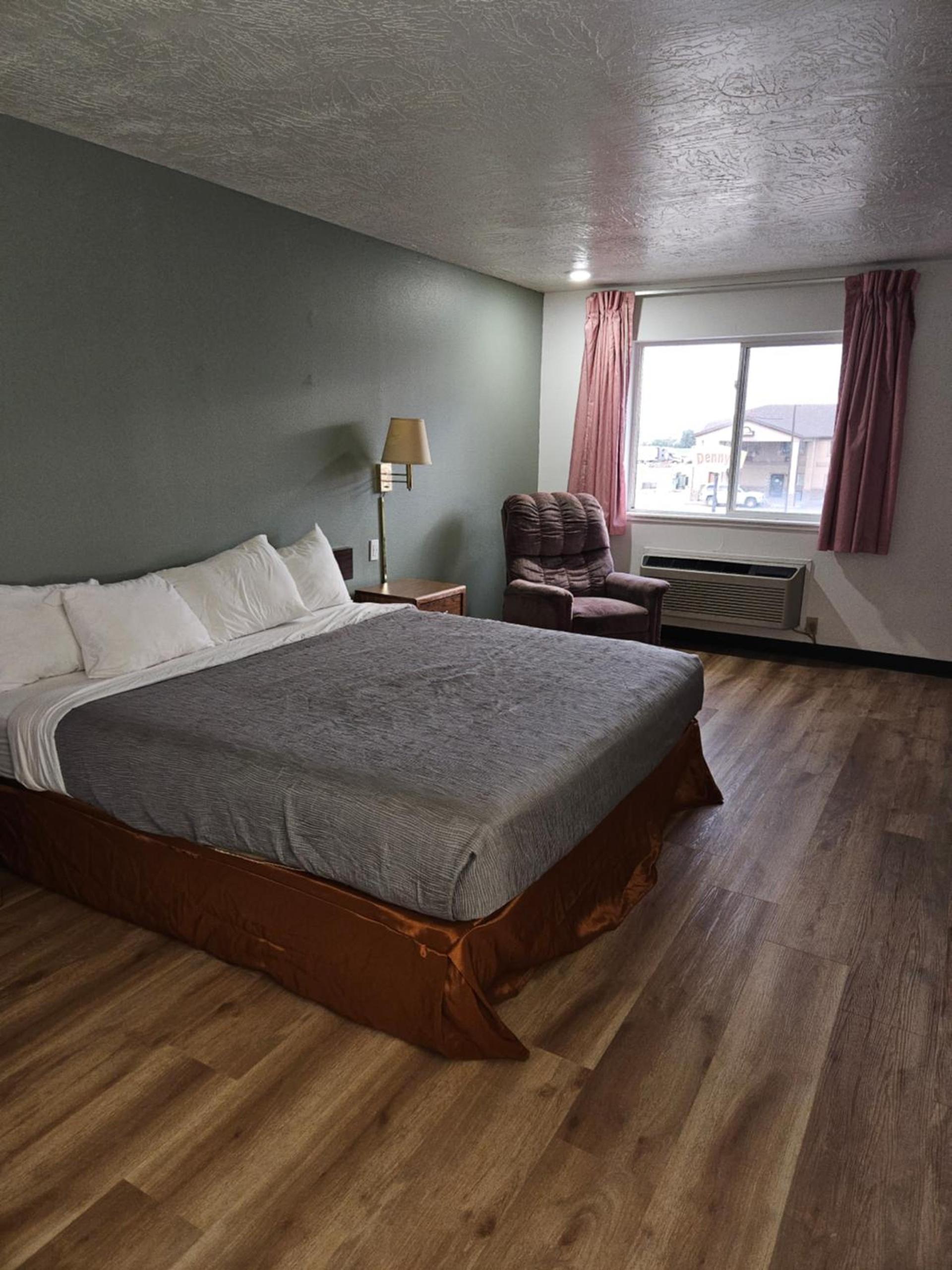 Quality Inn Beaver I-15 photo 36