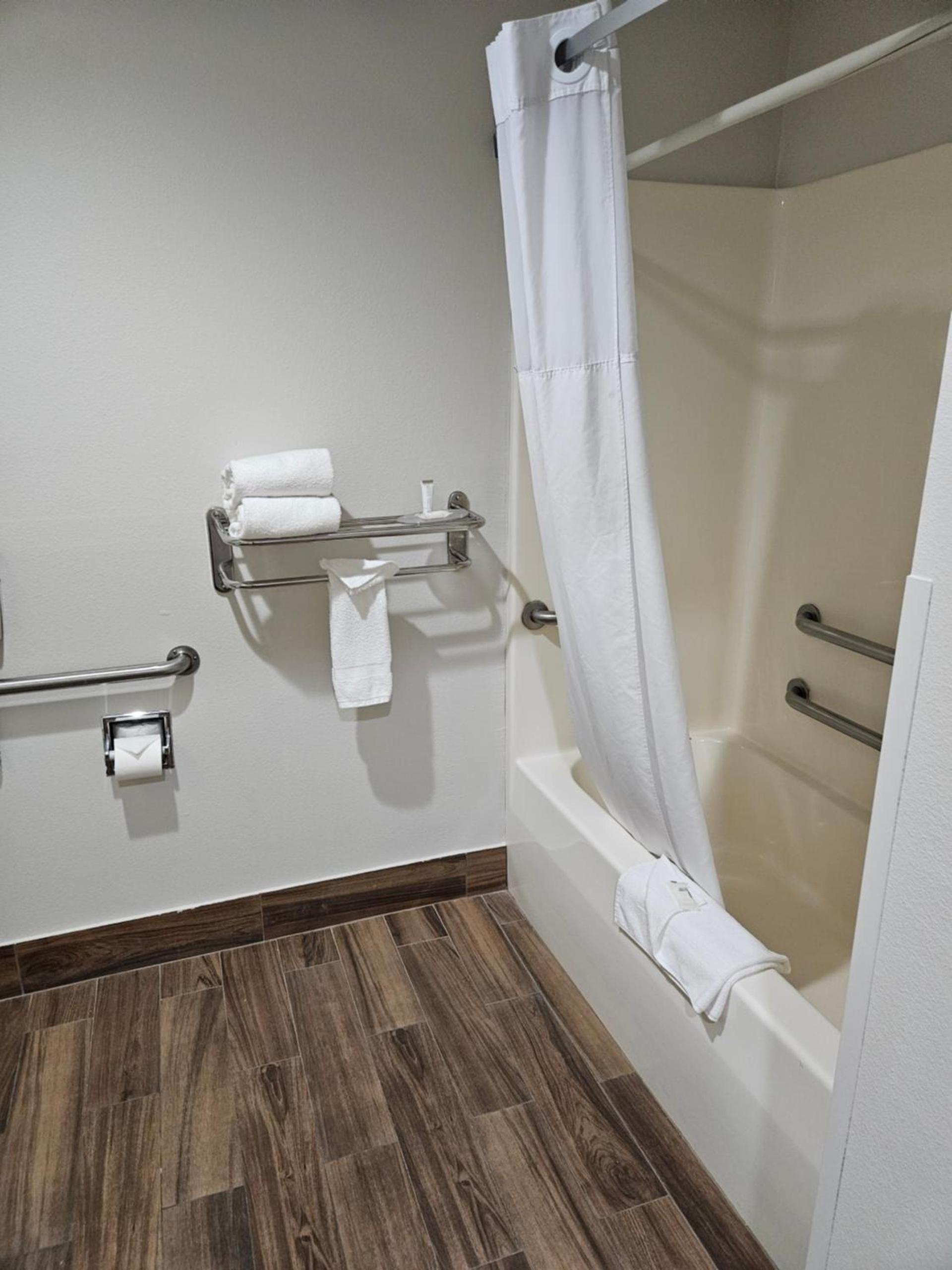 Quality Inn Beaver I-15 photo 39