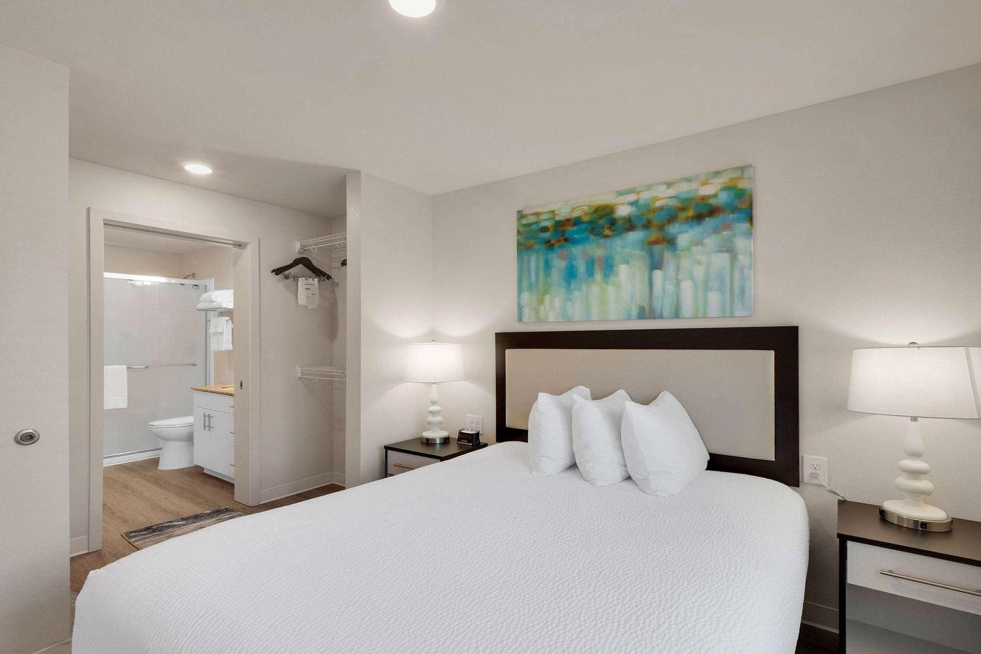WaterWalk Extended Stay Raleigh Durham Research Triangle photo 18