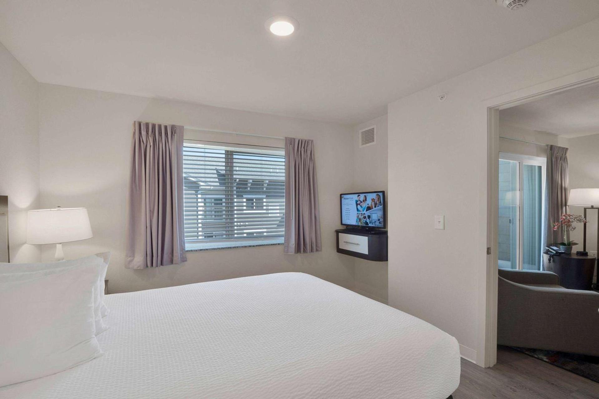WaterWalk Extended Stay Raleigh Durham Research Triangle photo 19