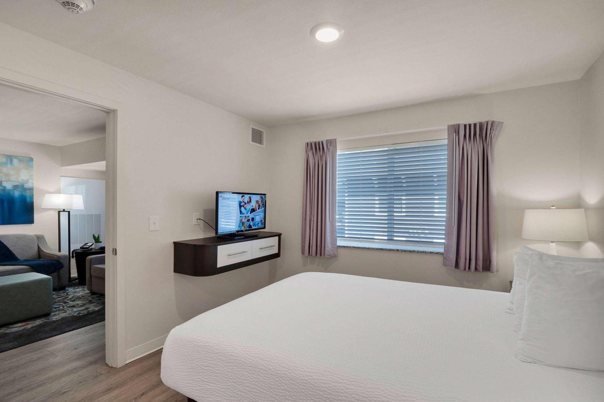 WaterWalk Extended Stay Raleigh Durham Research Triangle photo 50