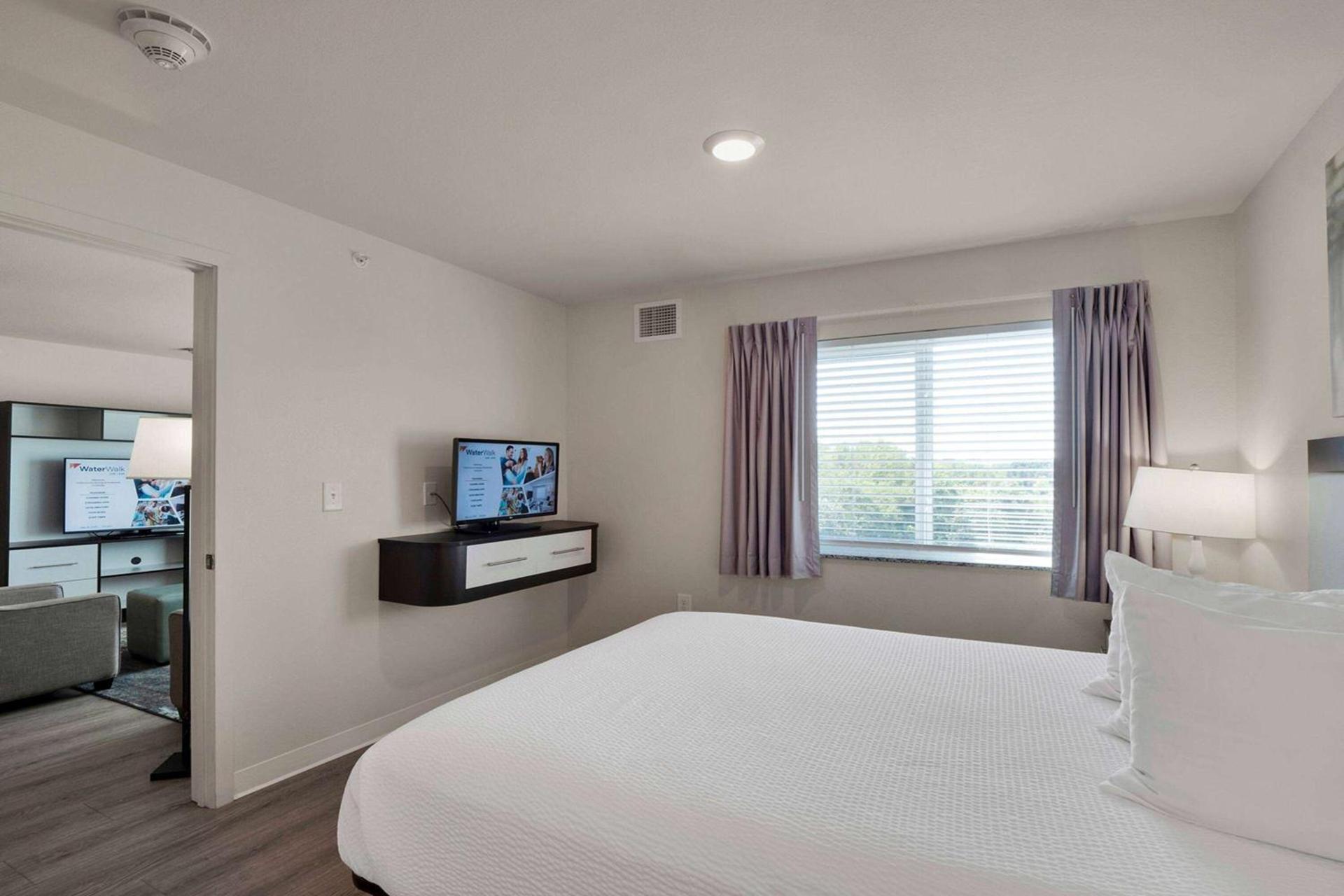 WaterWalk Extended Stay Raleigh Durham Research Triangle photo 61