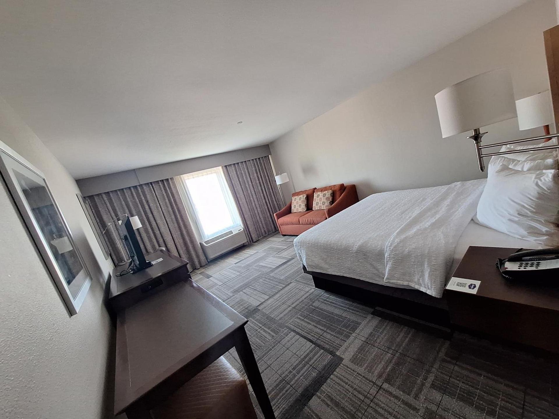 Hampton Inn & Suites Artesia photo 6