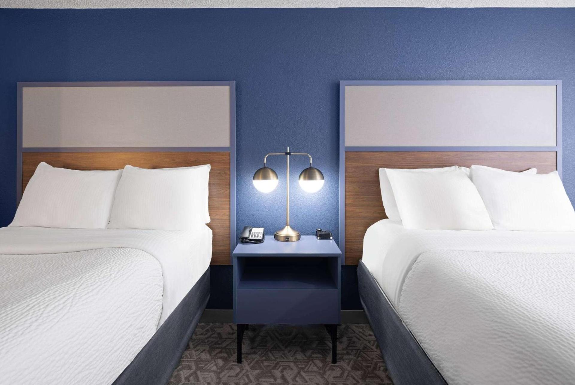 AmericInn by Wyndham Casper Event Center Area photo 39