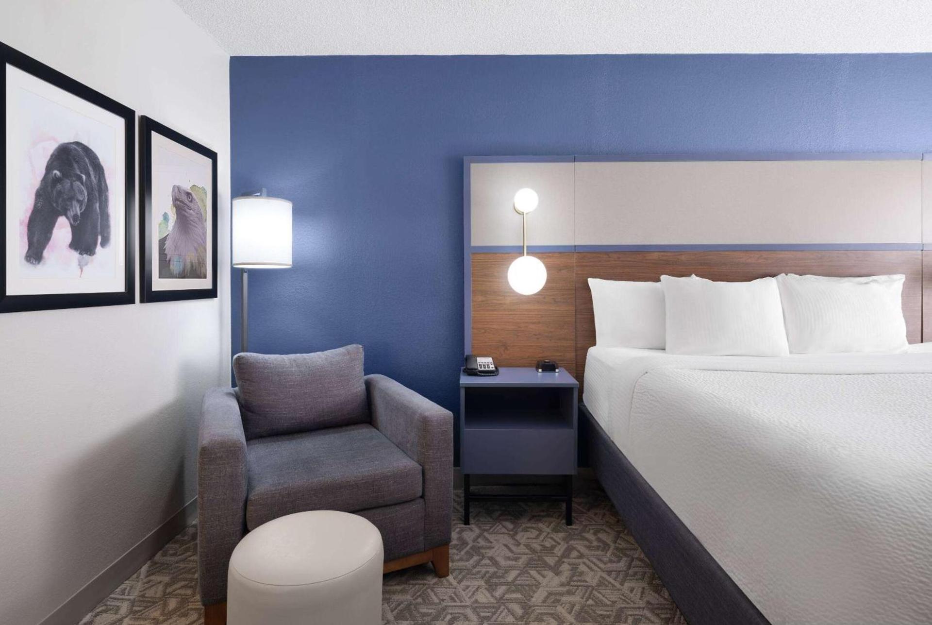 AmericInn by Wyndham Casper Event Center Area photo 38
