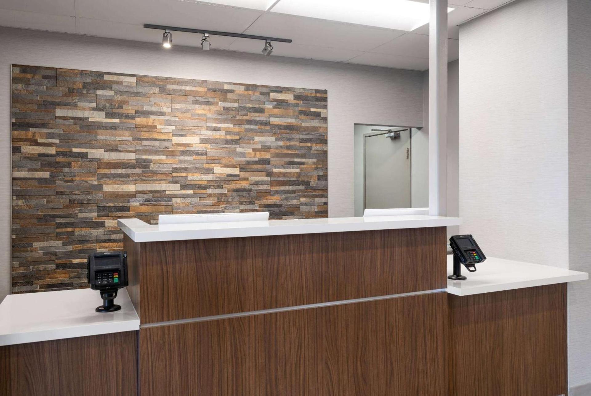 AmericInn by Wyndham Casper Event Center Area photo 4