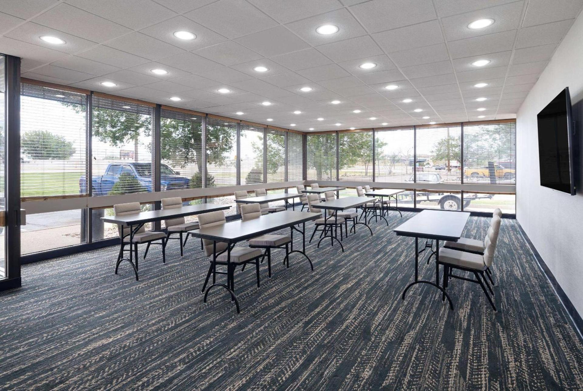 AmericInn by Wyndham Casper Event Center Area photo 16