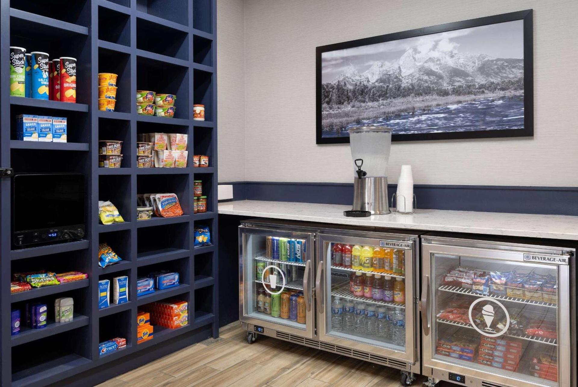 AmericInn by Wyndham Casper Event Center Area photo 14