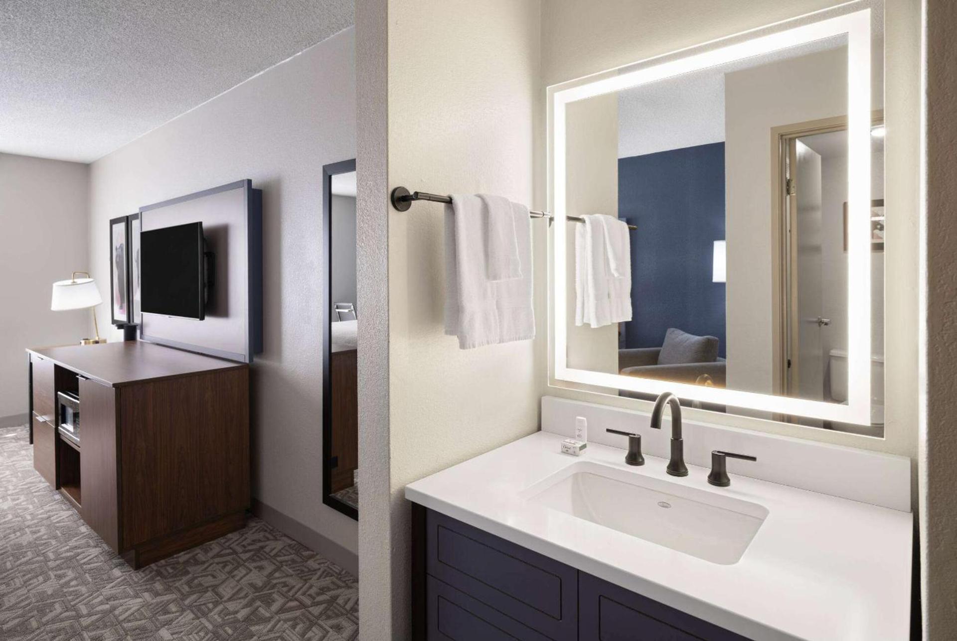 AmericInn by Wyndham Casper Event Center Area photo 18