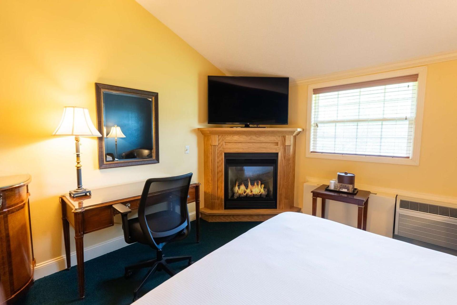 Fireside Inn & Suites Waterville photo 62