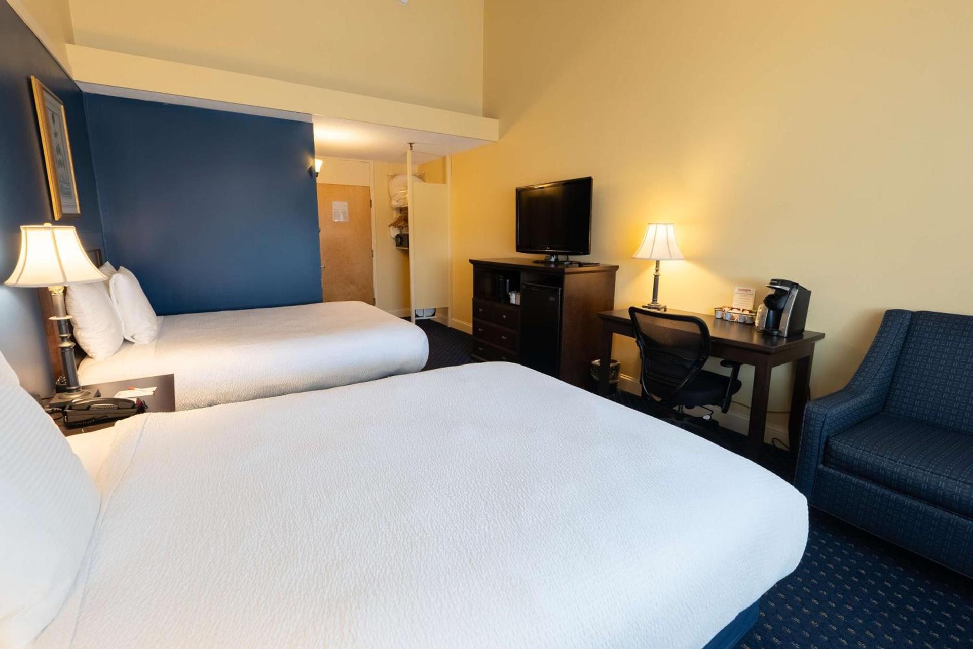 Fireside Inn & Suites Waterville photo 81