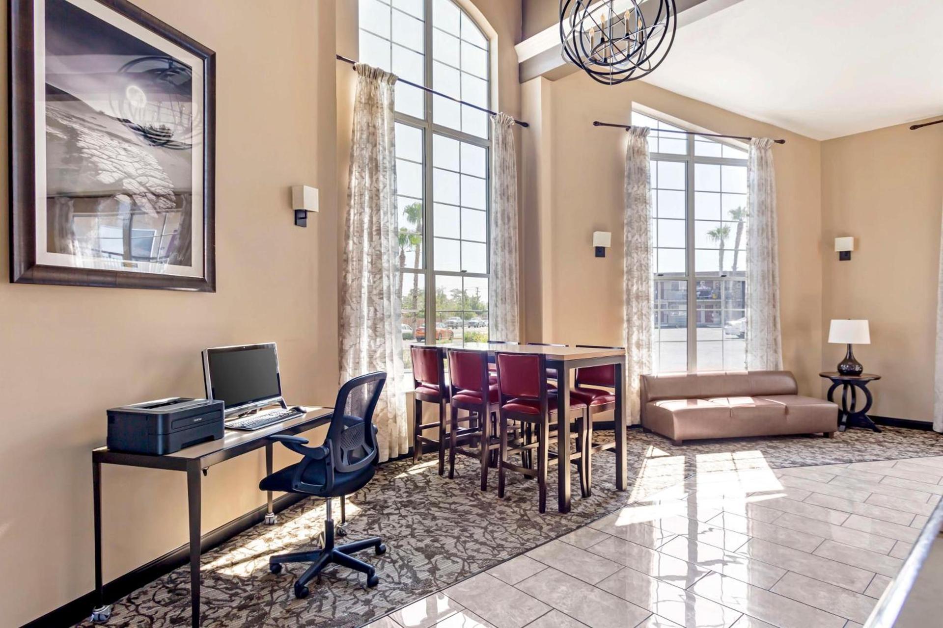 Best Western China Lake Inn photo 13