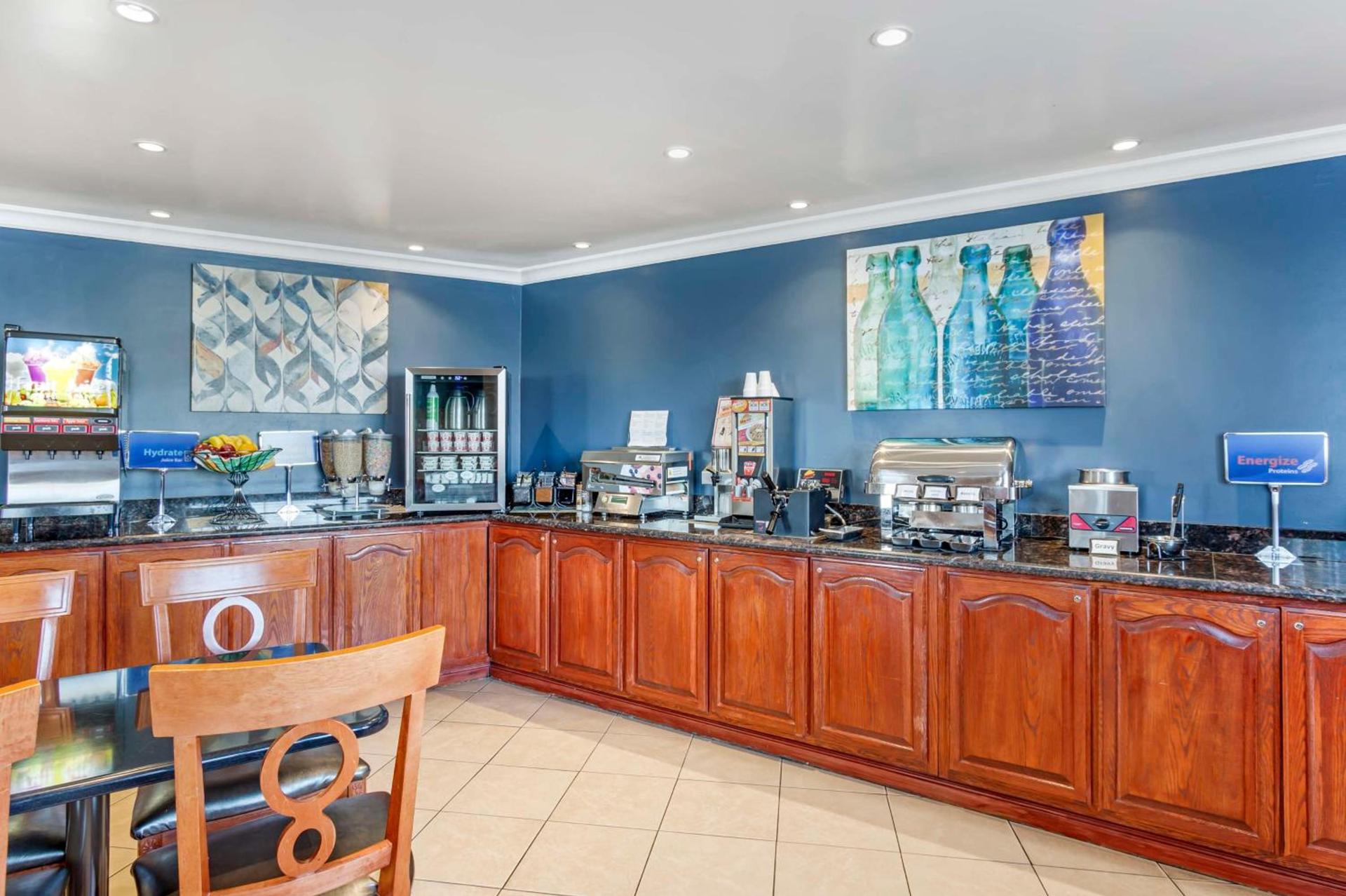 Best Western China Lake Inn photo 16