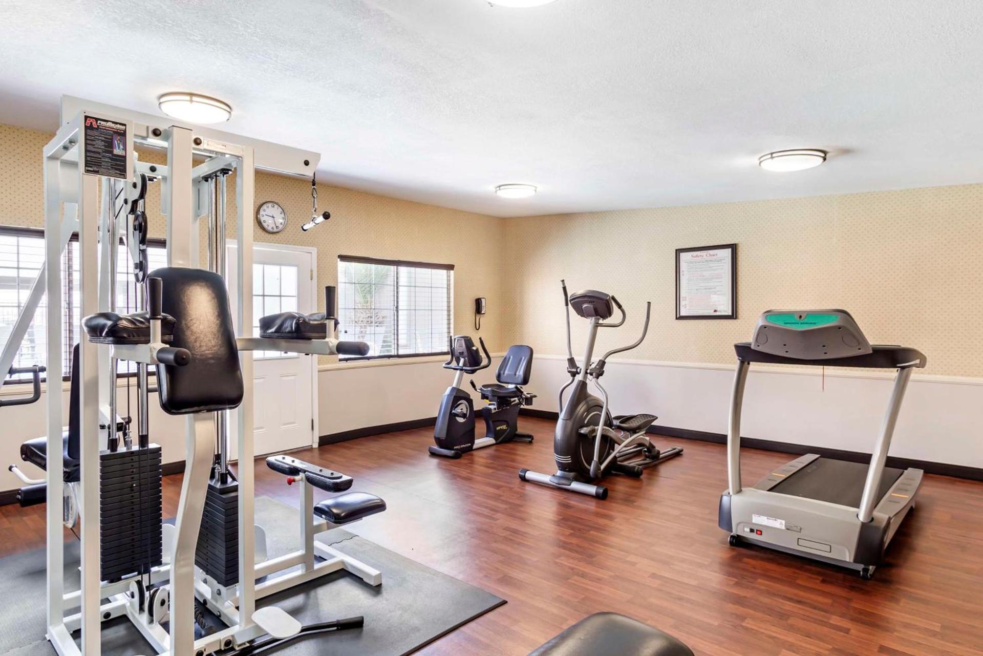 Best Western China Lake Inn photo 14