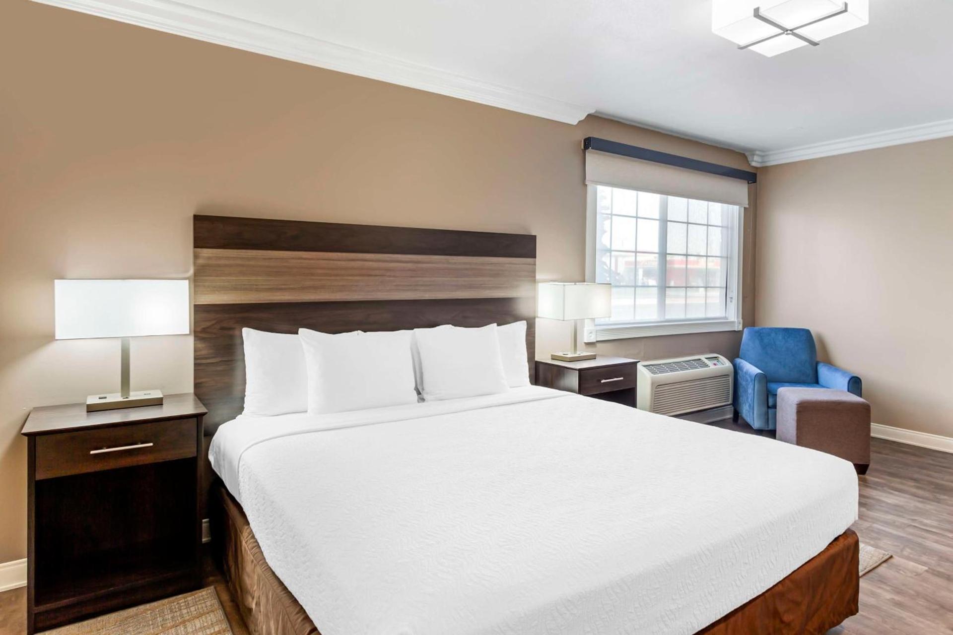 Best Western China Lake Inn photo 23