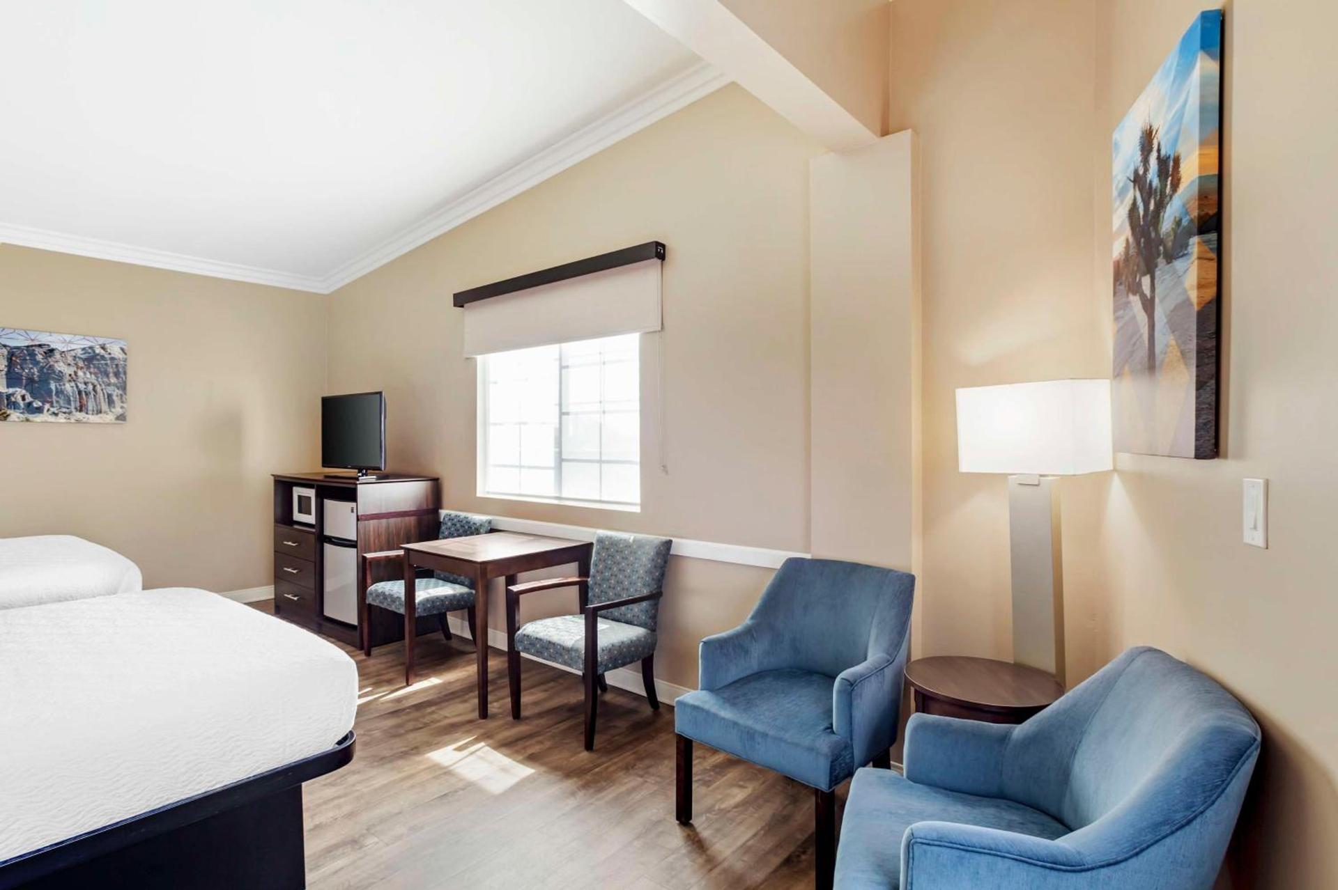 Best Western China Lake Inn photo 30