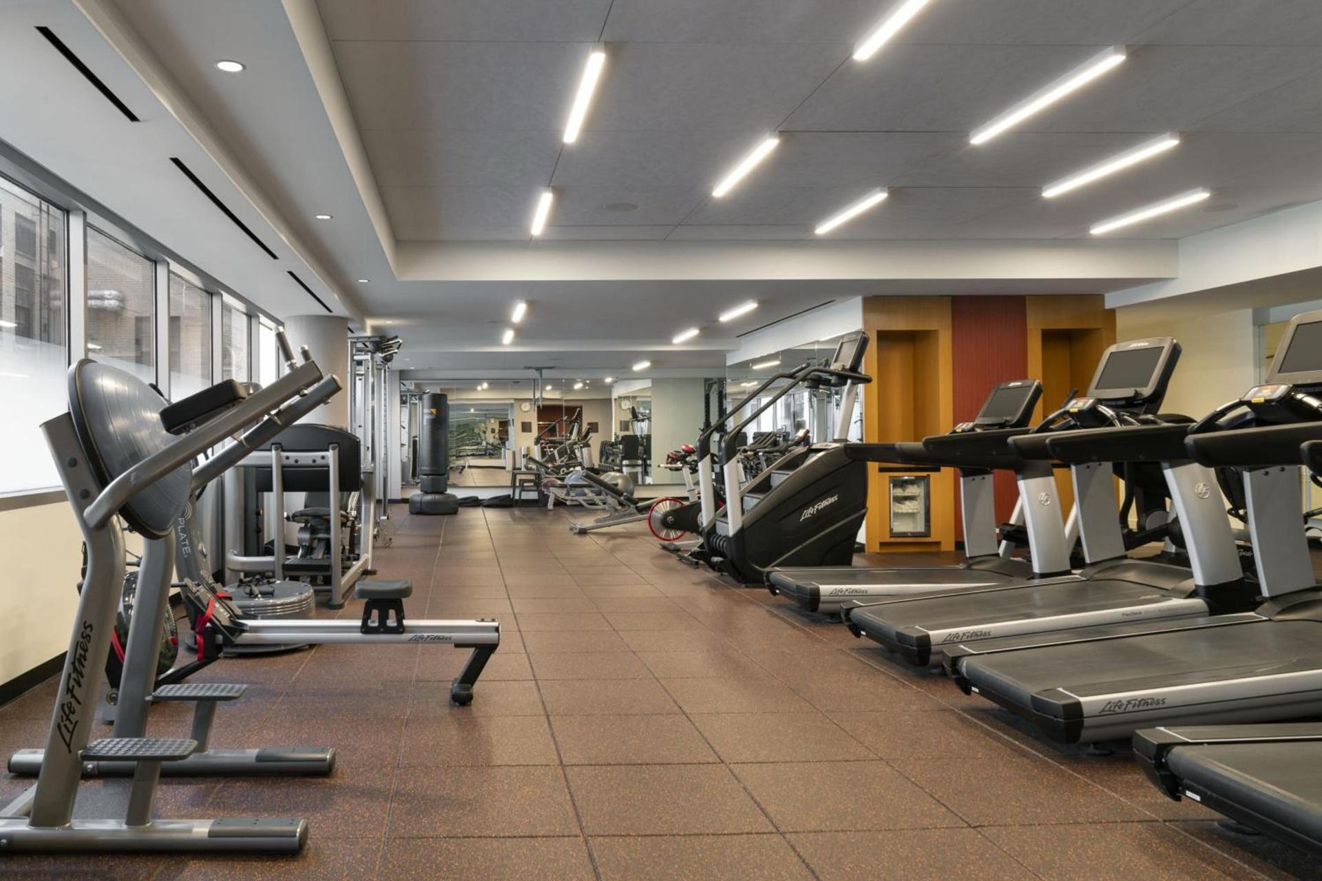 Residence Inn by Marriott Chicago Downtown Magnificent Mile photo 65