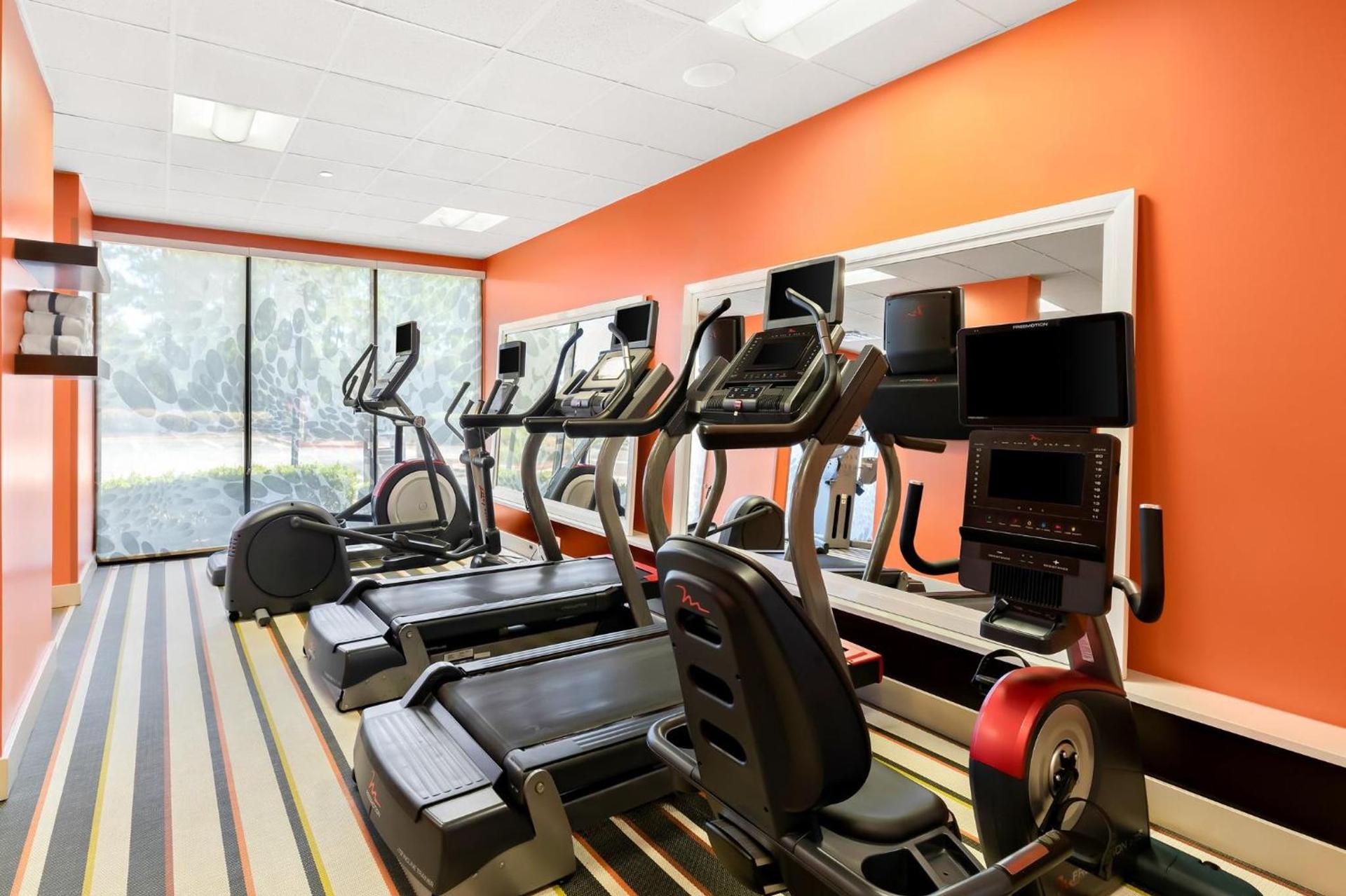 Holiday Inn Express Atlanta Galleria-Ballpark Area by IHG photo 12
