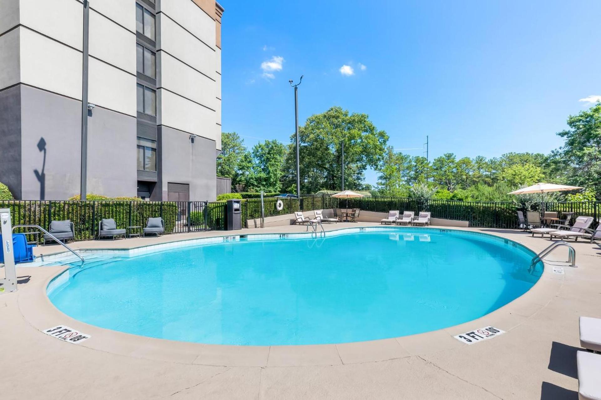 Holiday Inn Express Atlanta Galleria-Ballpark Area by IHG photo 15
