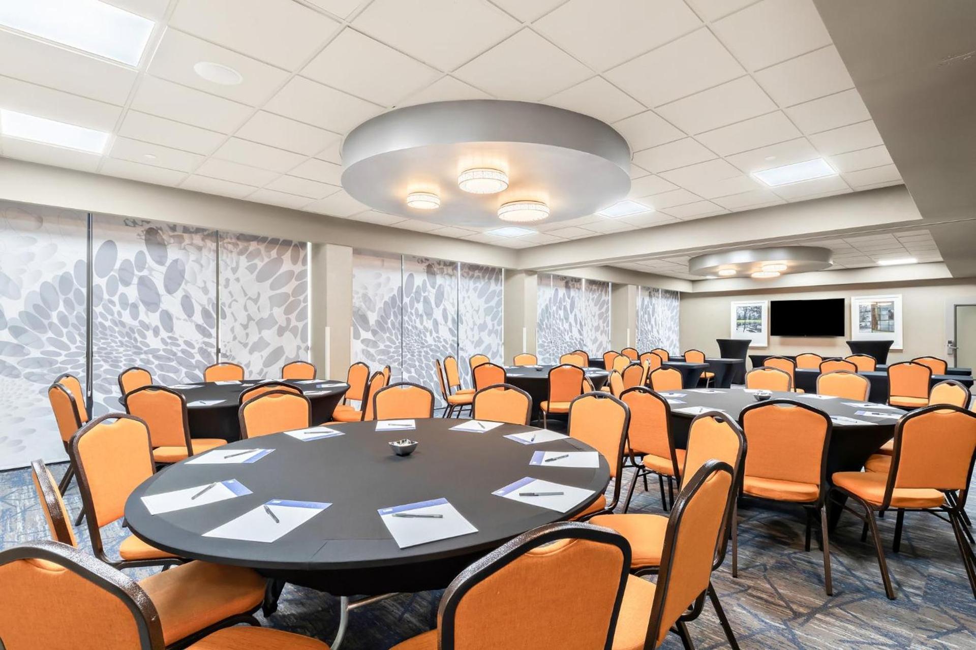 Holiday Inn Express Atlanta Galleria-Ballpark Area by IHG photo 22